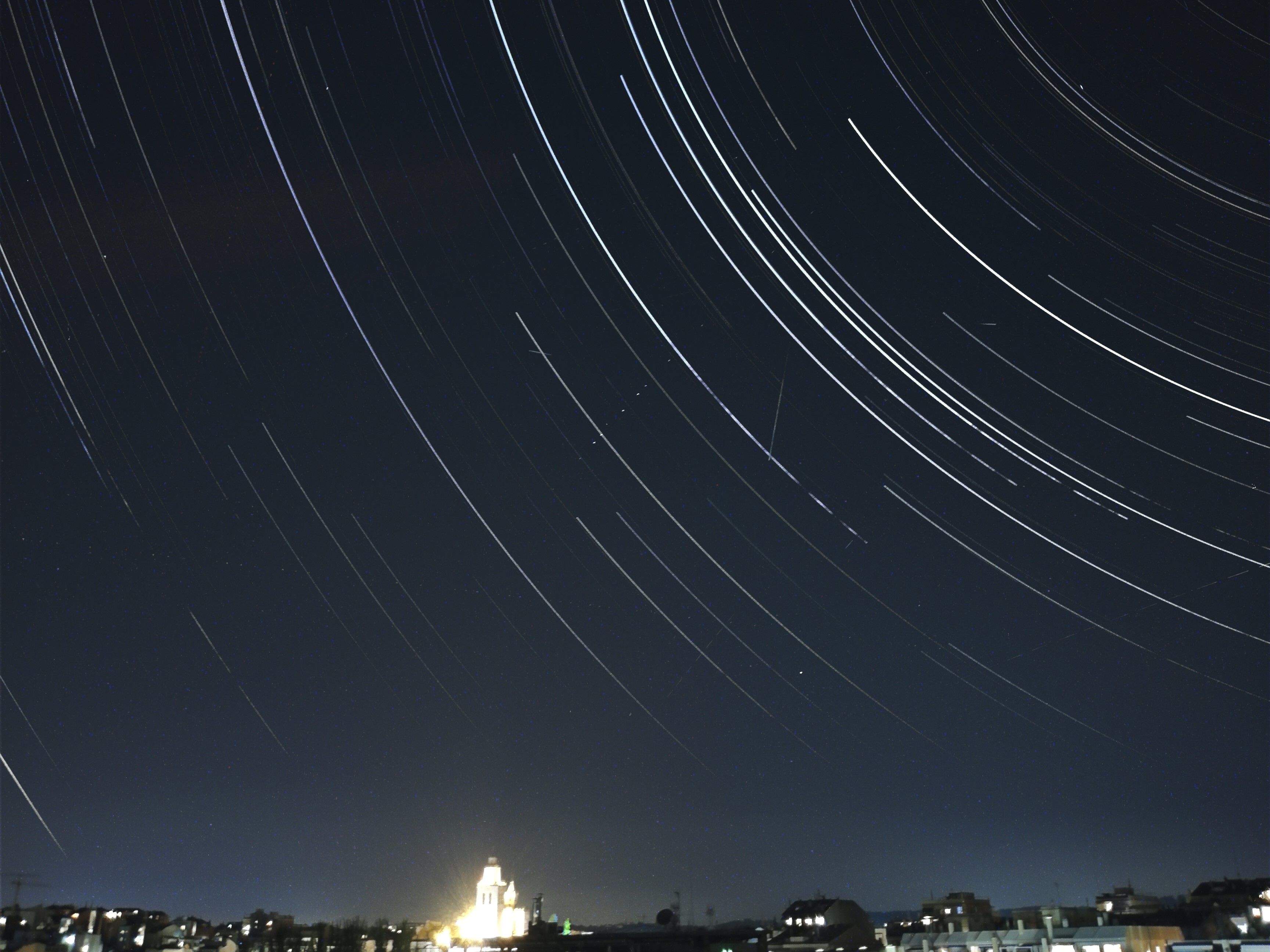 Buscando a Neowise Sant Cugat del Vallés#Teresa Rodríguez 232