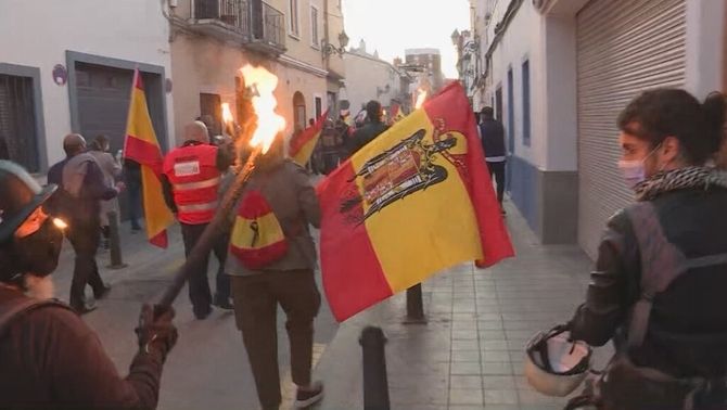 Manifestació feixista al País Valencià FOTO: TV3