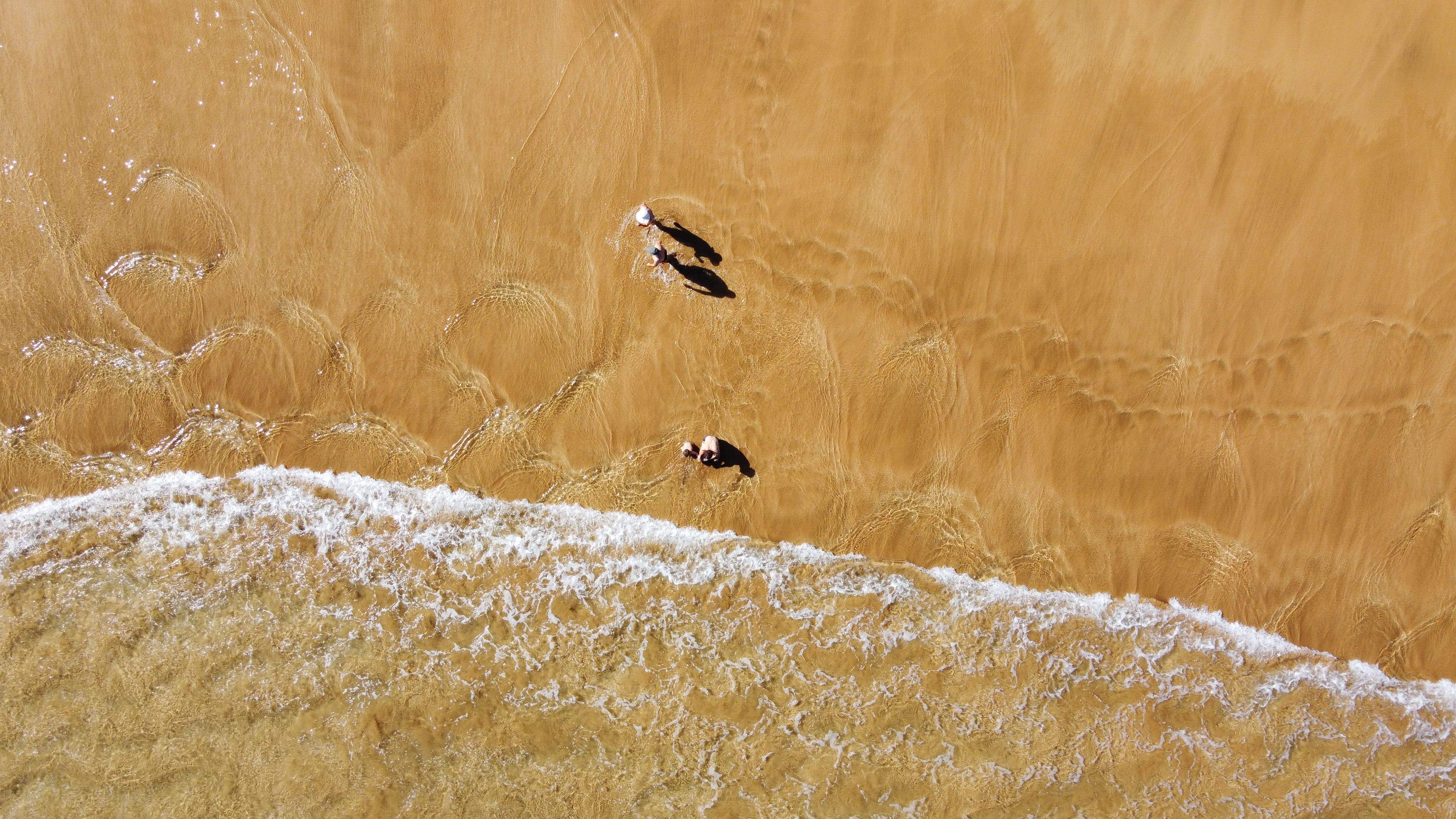 Distanciamiento social Playa de Zarautz#Florencia Tarditti 297