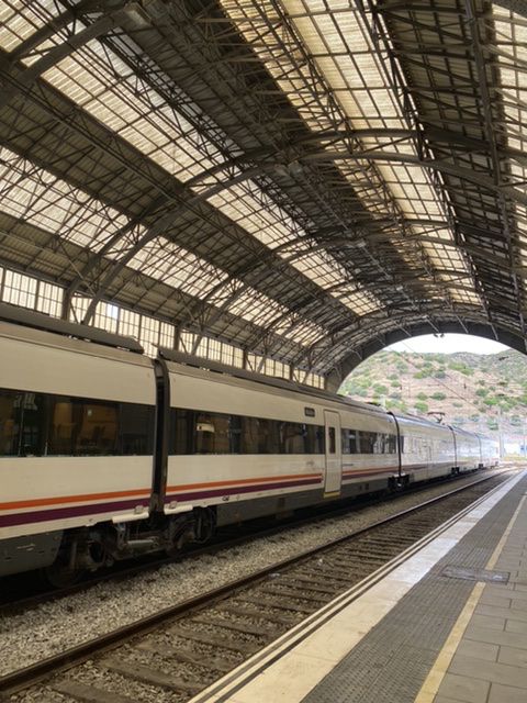 La llum al final del túnel Portbou#Montserrat Juanola Vilaró 162