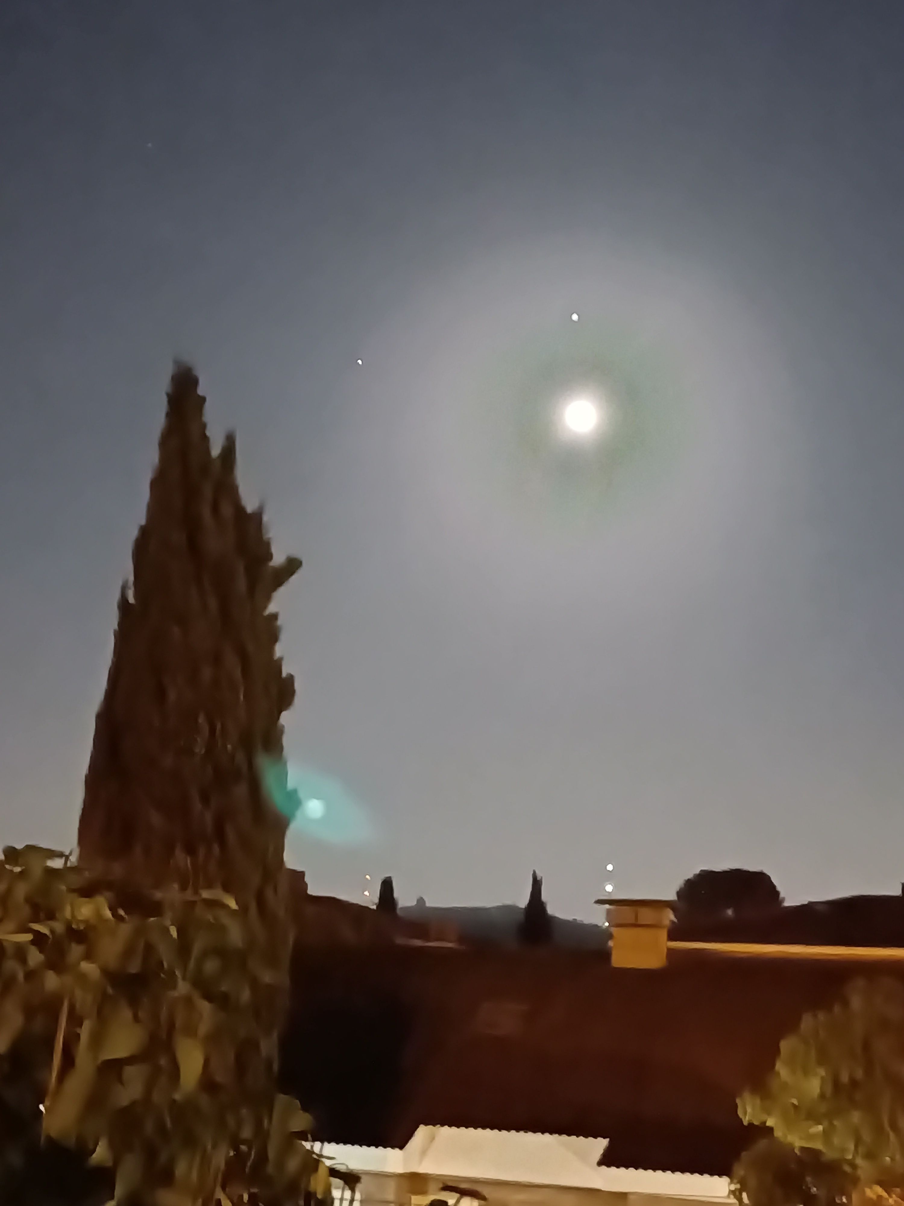 Luna lleno Avenida enlace Estacion#Joanna van der pal 316