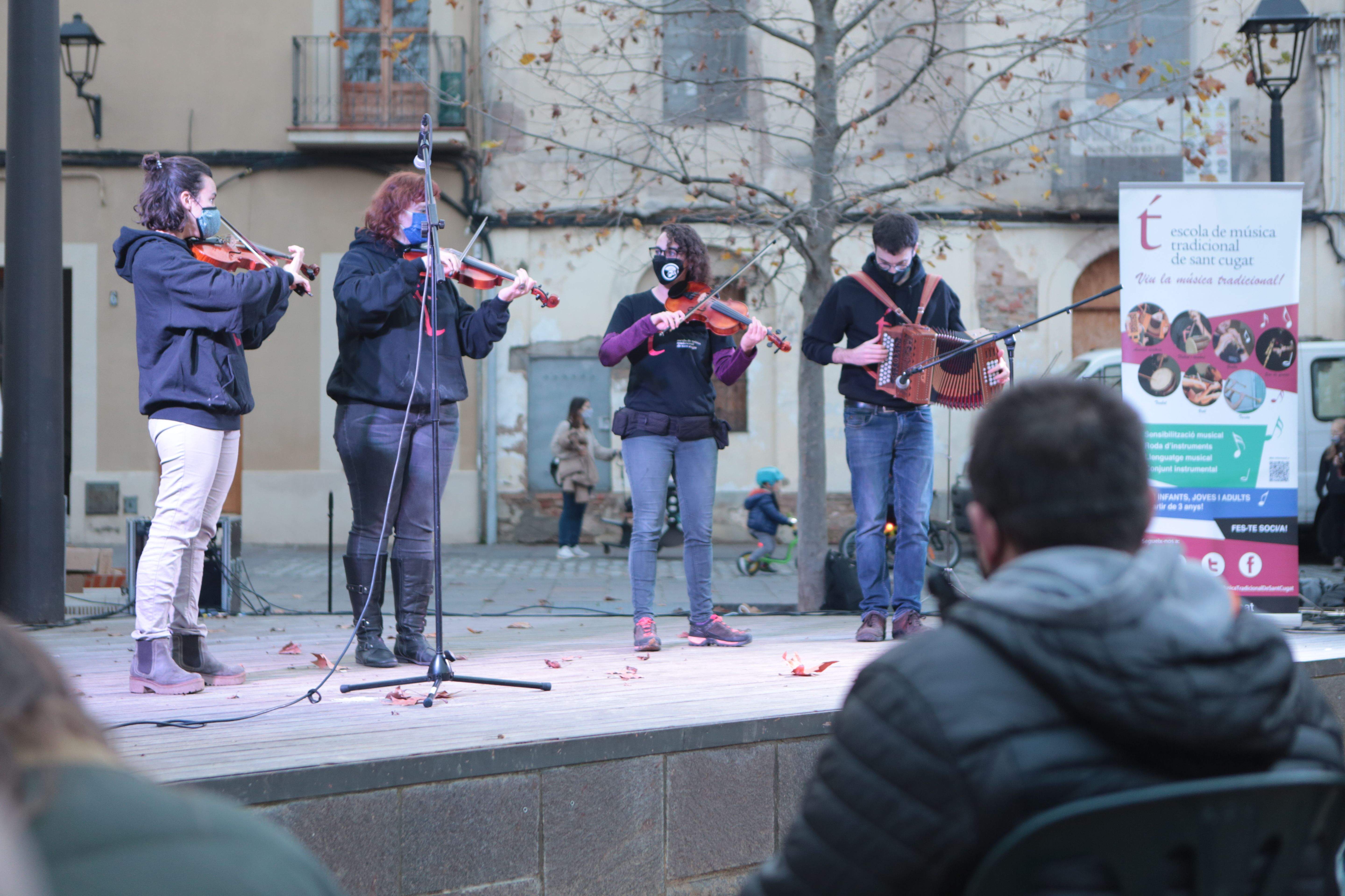 Nadales a la plaça de Barcelona. FOTO: Artur Ribera