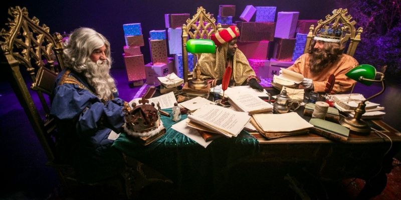 Els Reis Mags anunciant la seva presència a Sant Cugat durant la nit més magica. FOTO: Ajuntament