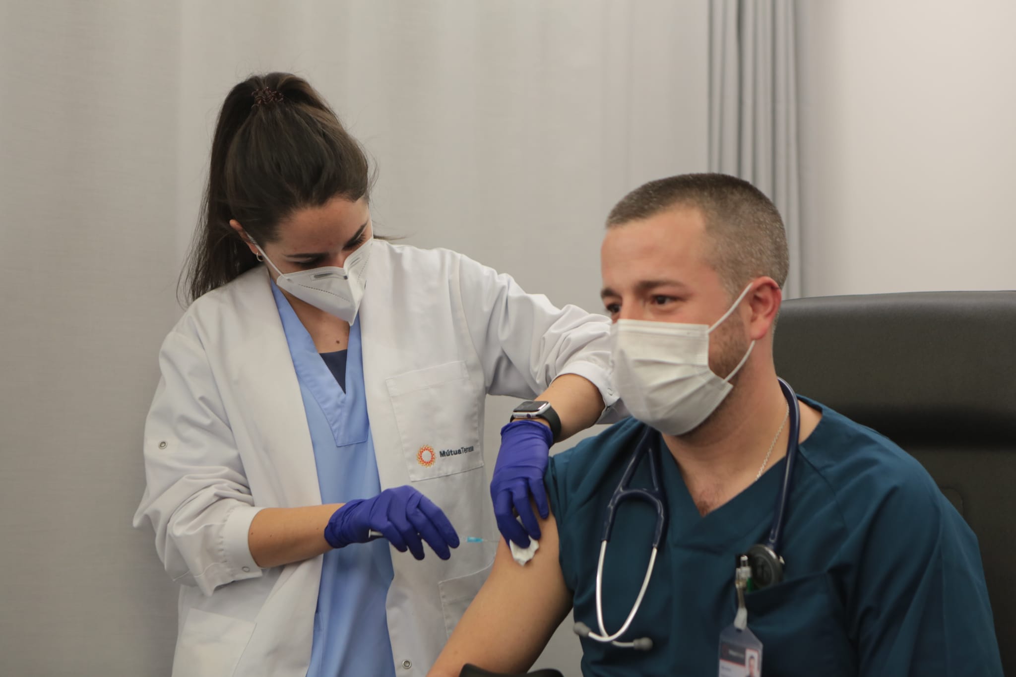 Primeres vacunes al CAP de Can Mates FOTO: Artur Ribera