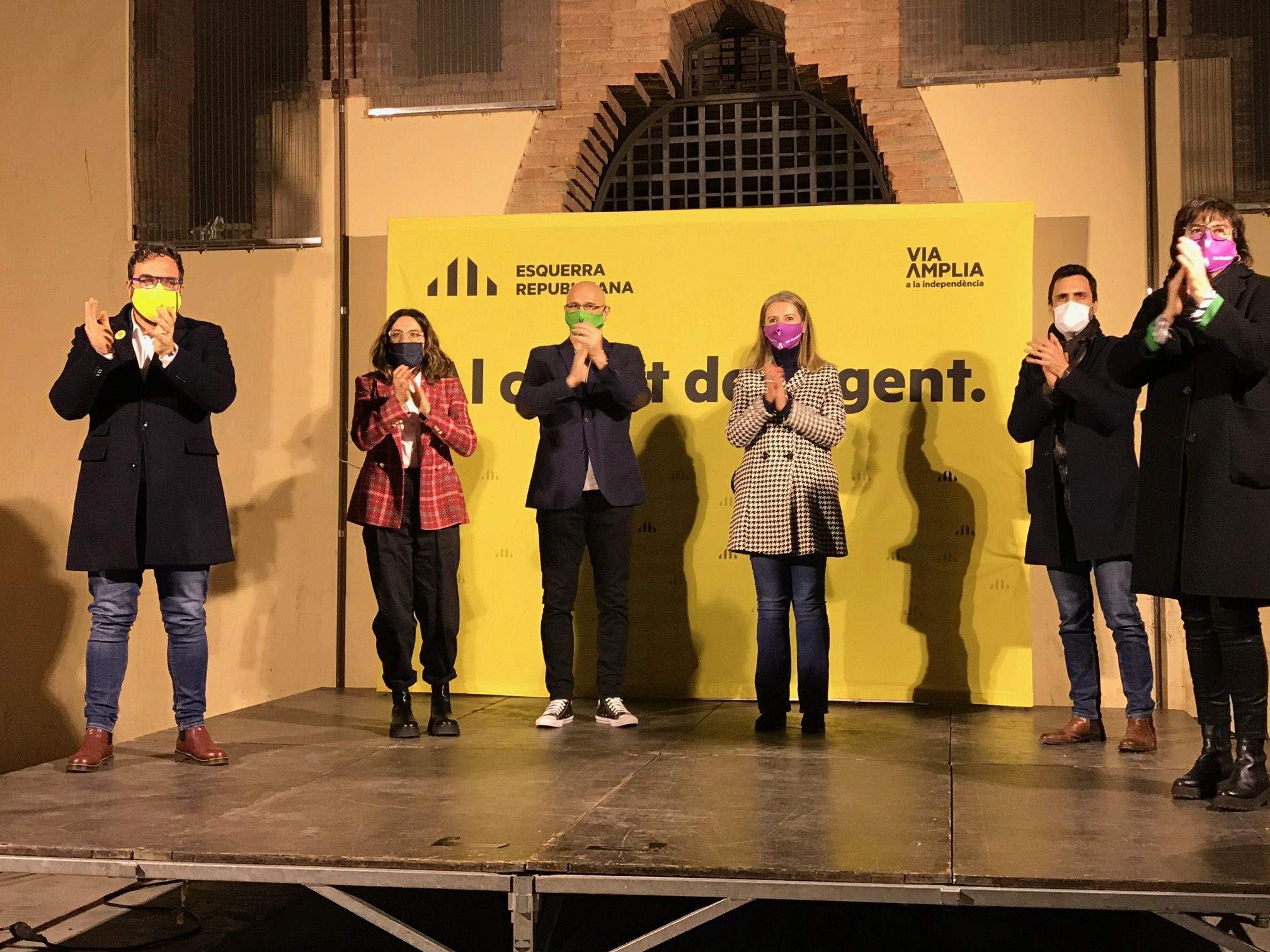 Juli Fernàndez, Laura Vilagrà, Raül Romeva, Mireia Ingla, Roger Torrent i Diana Riba (d'esquerra a dreta) en la presentació de la candidatura d'ERC a Sant Cugat. FOTO: Nielo Ballart