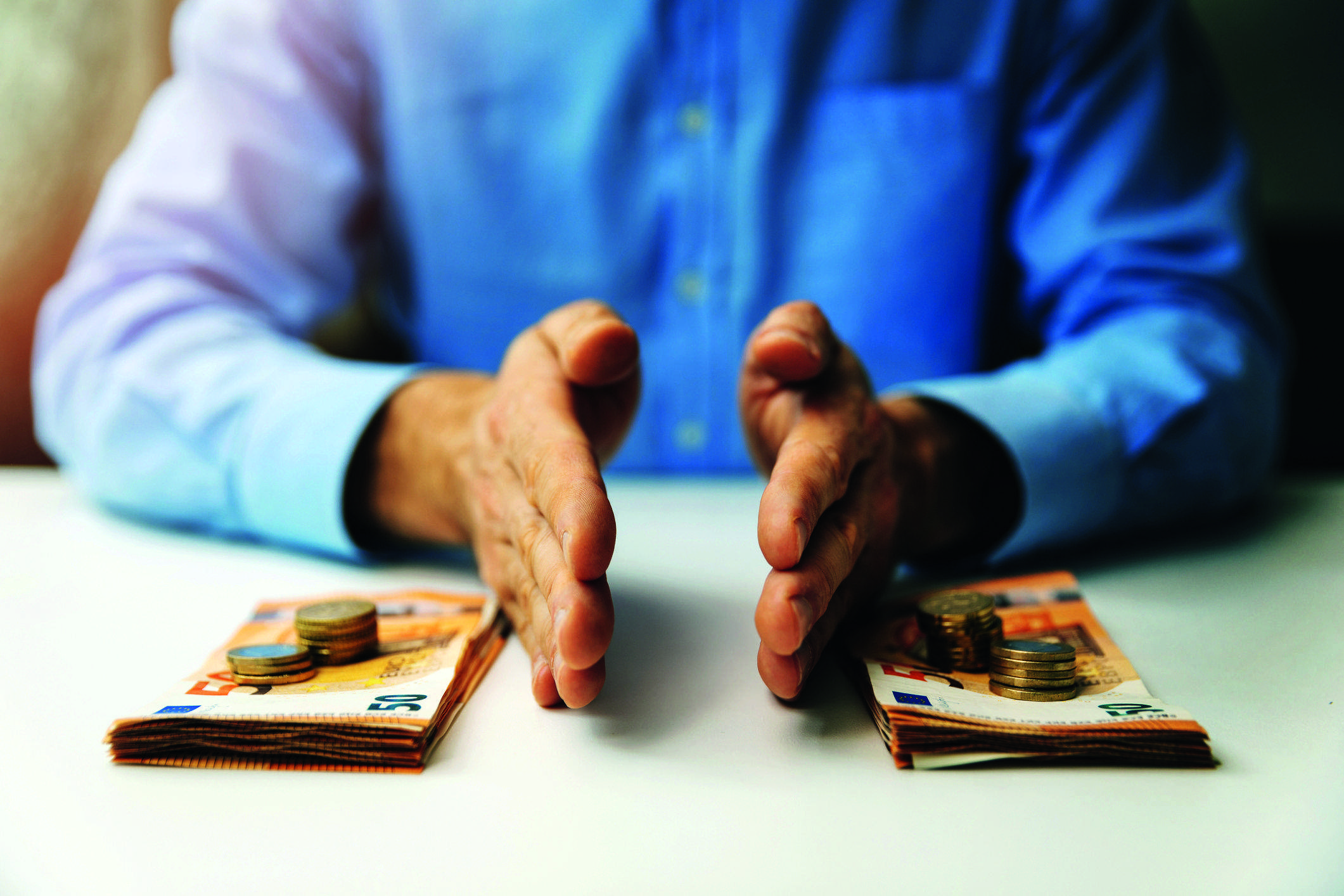 La pensió compensatòria pot ser fixada de mutu acord o amb la intervenció d'un jutge FOTO: Cedida