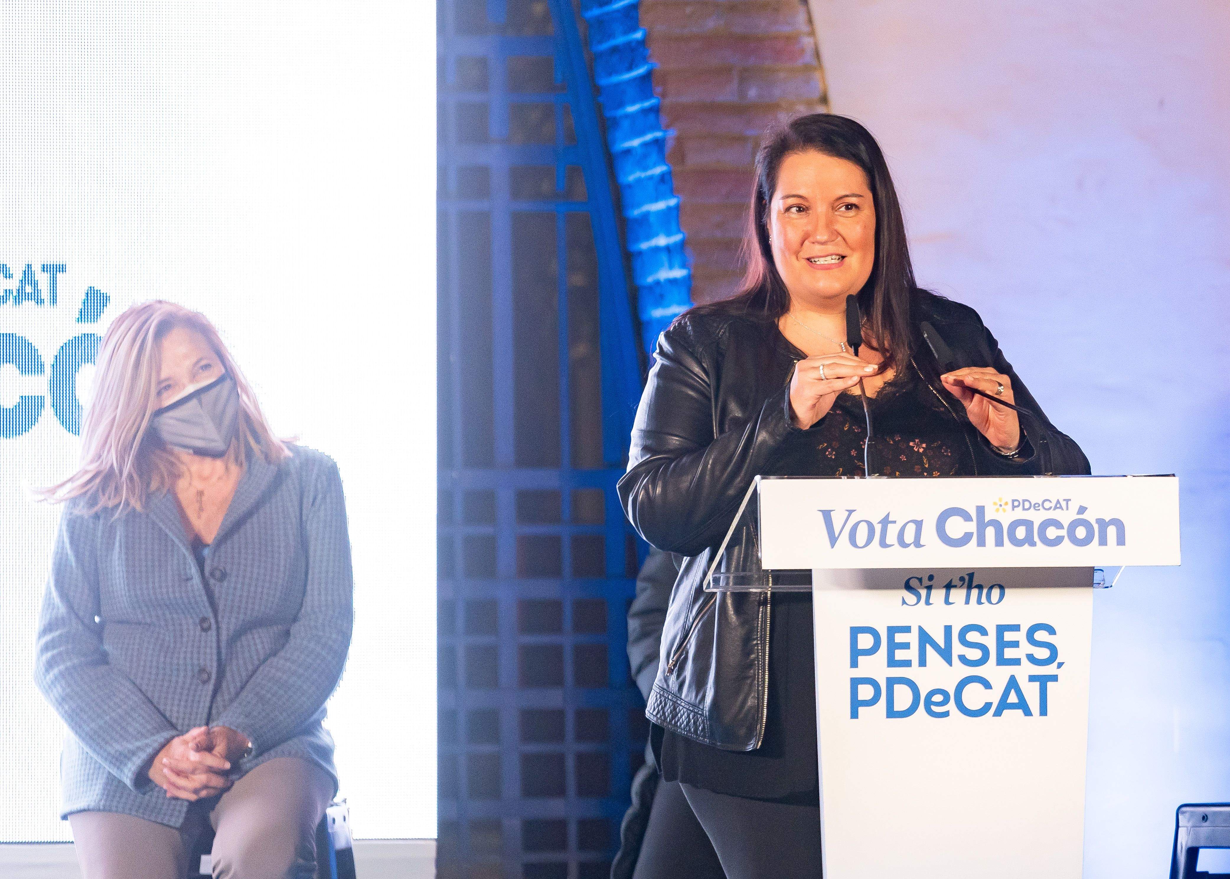 Silvia Fuster en la campanya del PDeCAT a Sant Cugat. FOTO: Mariana Castel