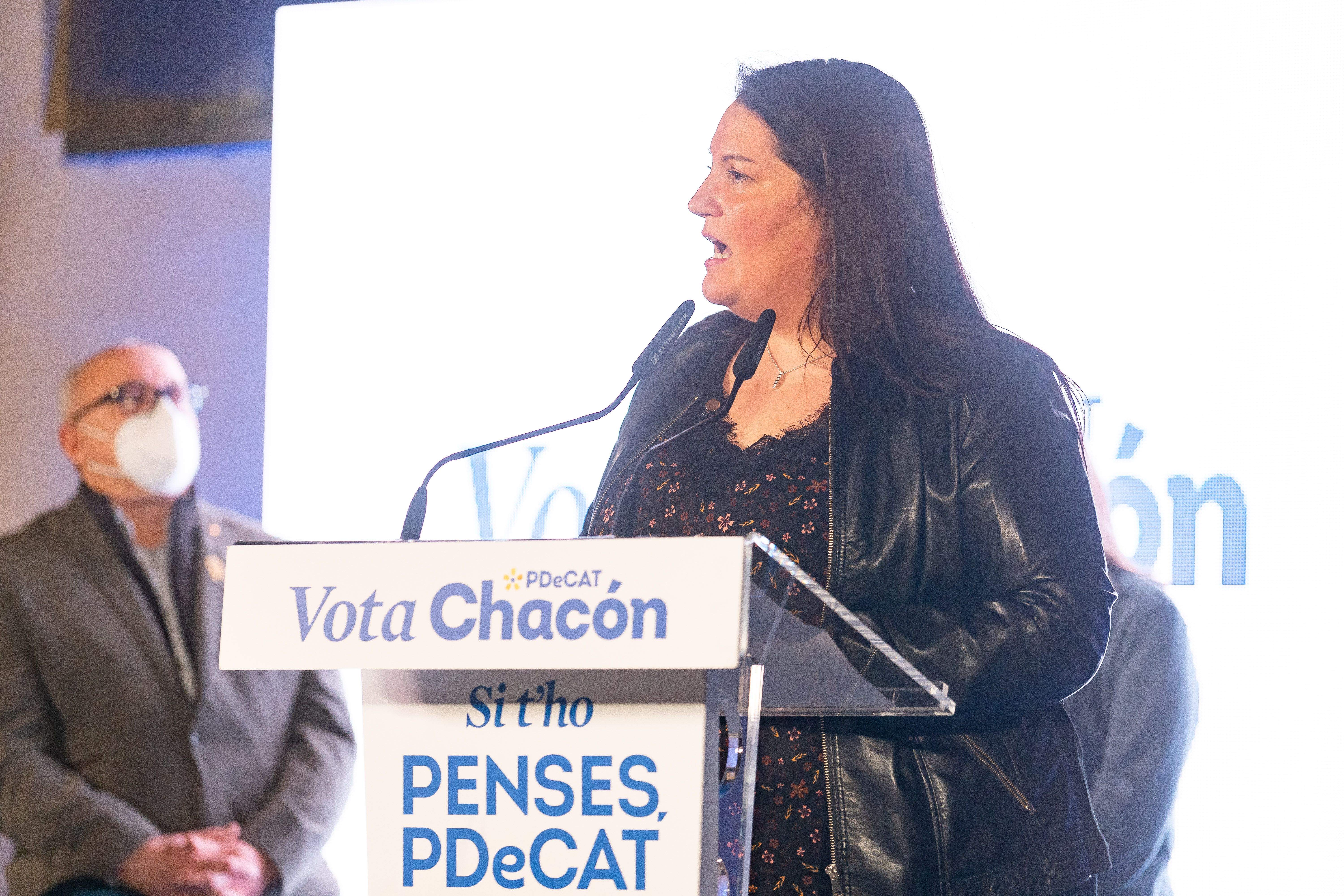 Silvia Fuster en la campanya del PDeCAT a Sant Cugat. FOTO: Mariana Castel