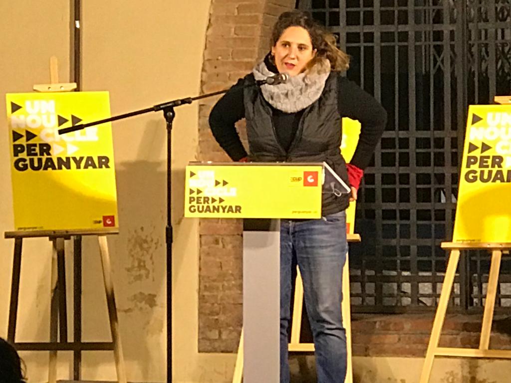 Núria Gibert en l'acte de campanya de la CUP a Sant Cugat. FOTO: Ferran Mitjà