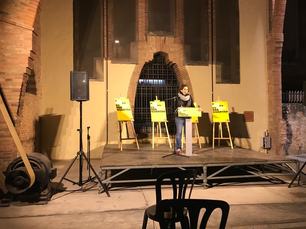 Núria Gibert en l'acte de la CUP a Sant Cugat. FOTO: Ferran Mitjà