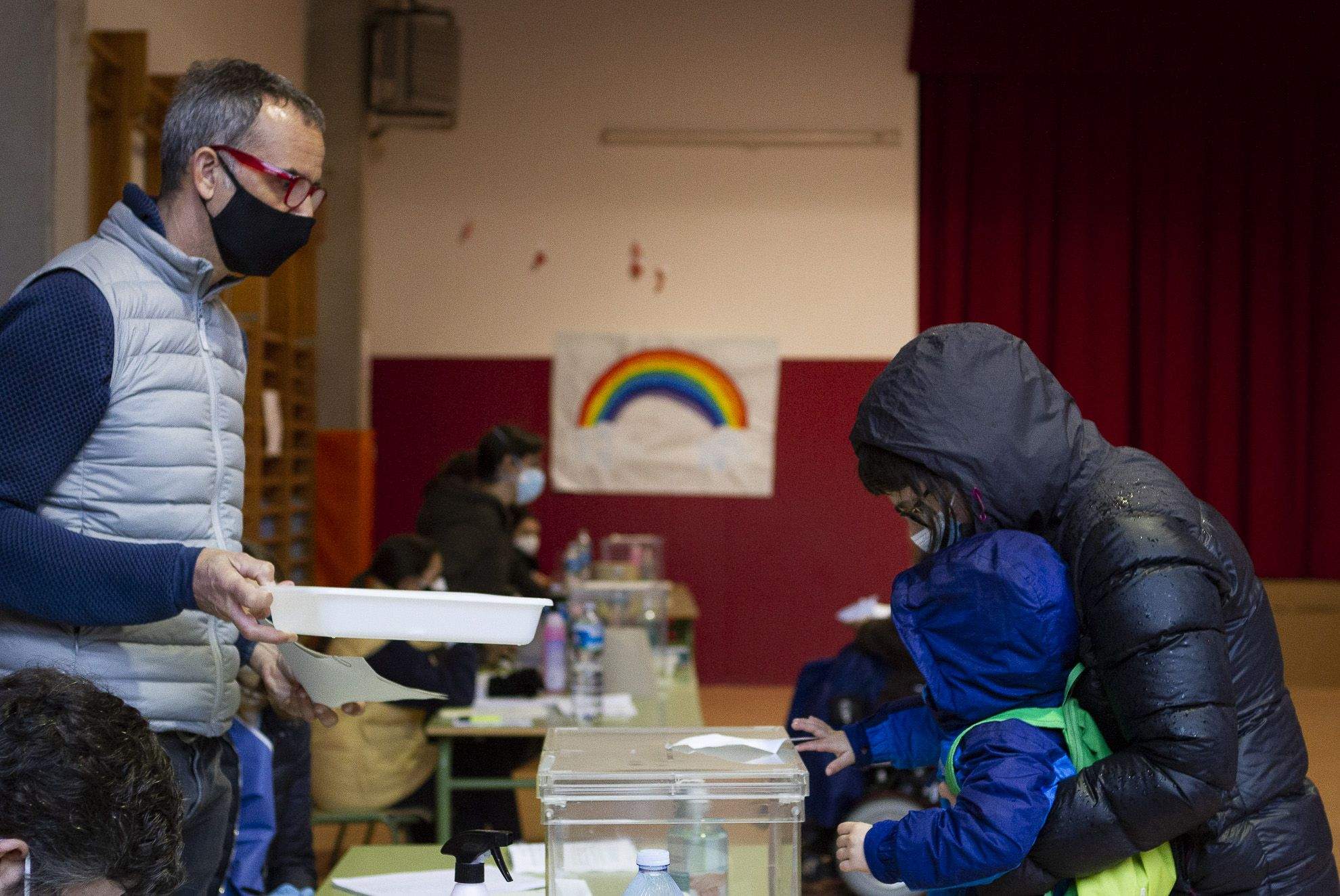 Votacions a l'escola Gerbert d'Orlach FOTO: Estefania Bedmar 
