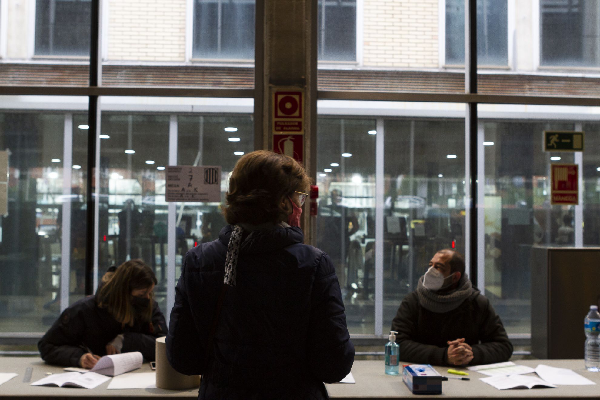 Eleccions al Parlament de Catalunya al pavelló III de la ZEM Rambla del Celler. FOTO: Estefania Bedmar