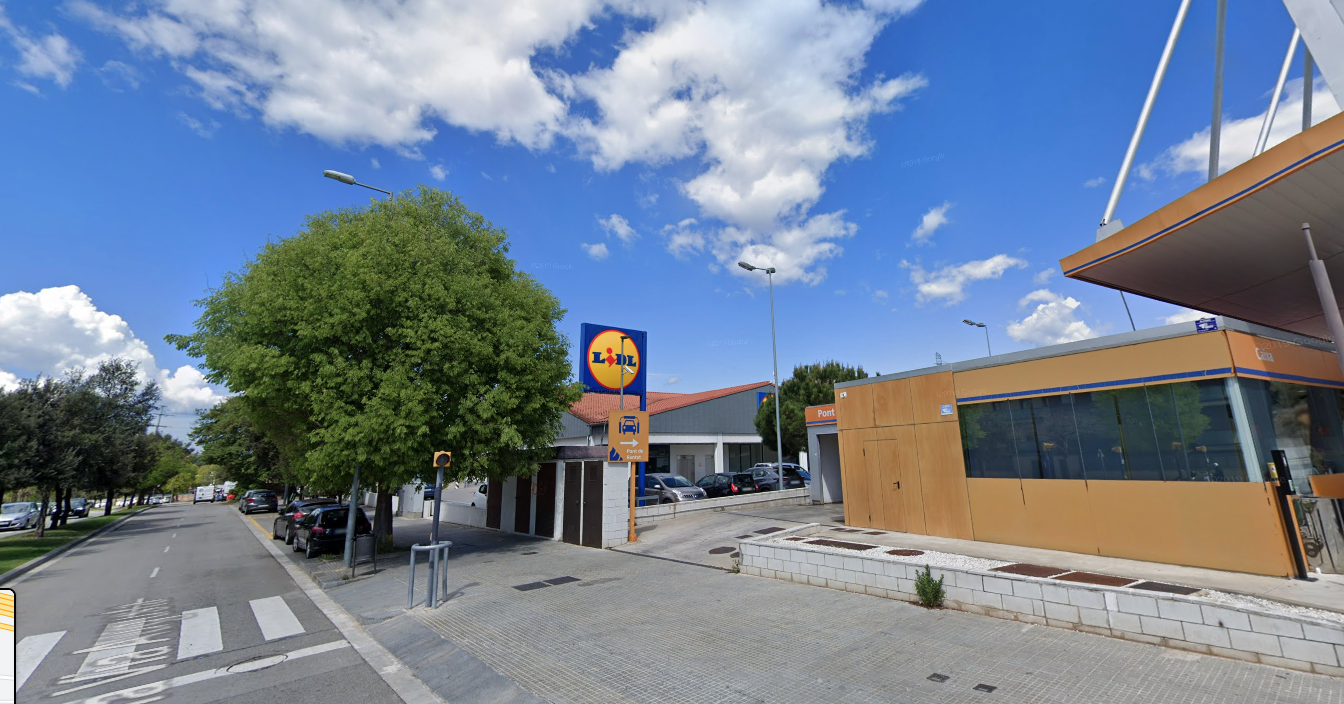 Dos dels fets van tenir lloc al Lidl FOTO: Cedida