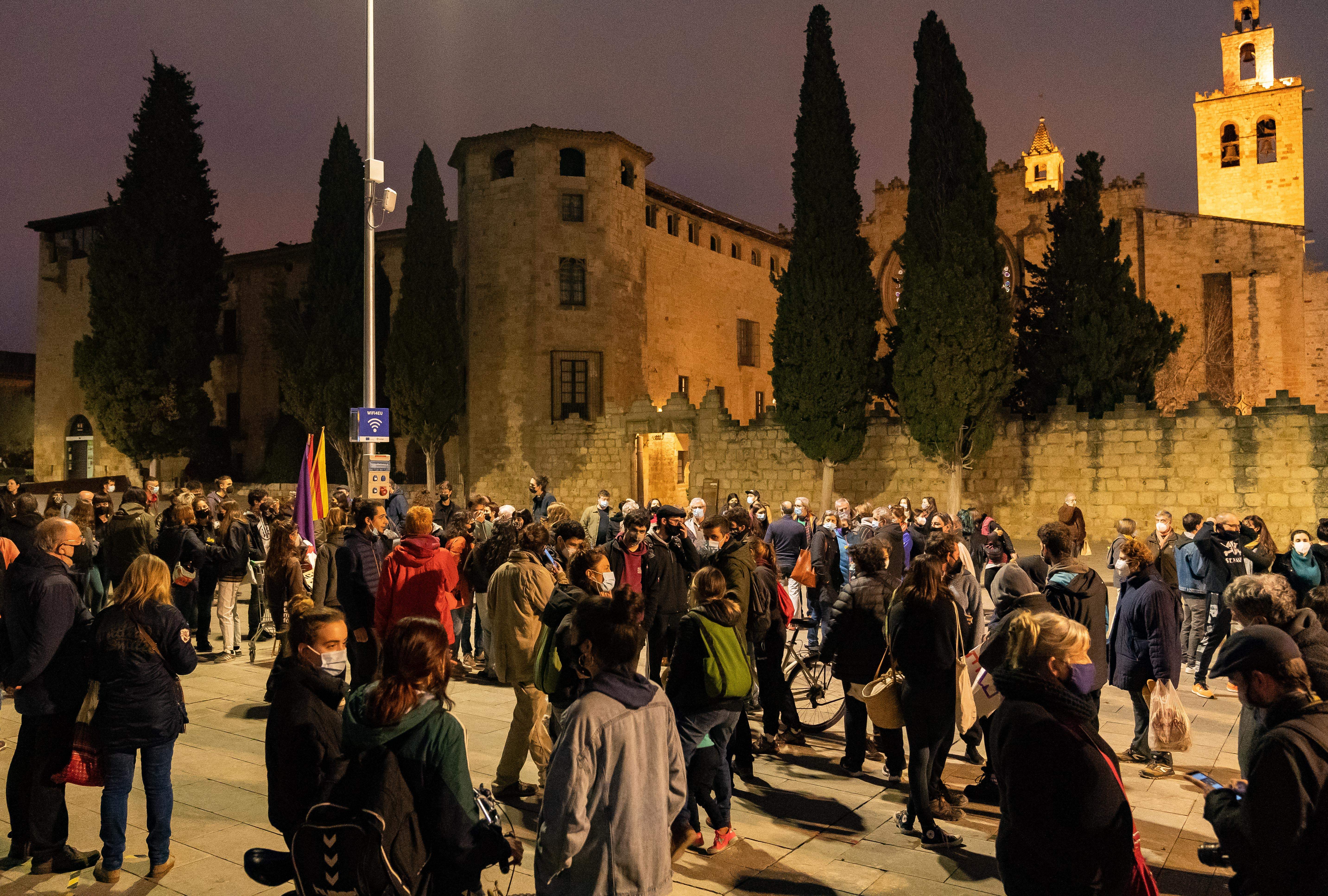 Manifestació contra "la brutalitat policial" a Sant Cugat. FOTO: Mariana Castel
