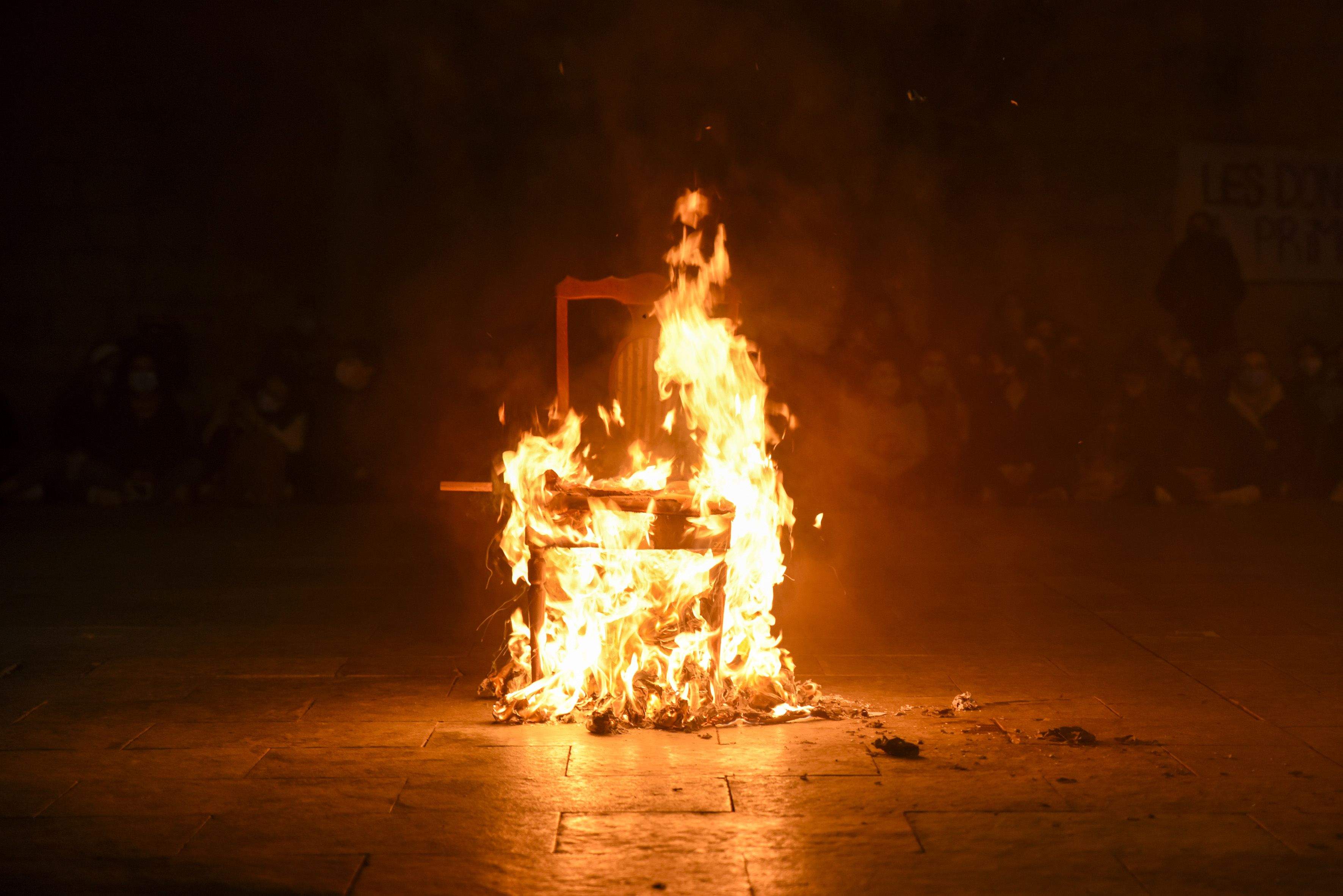 Performance 8M. Foto: Bernat Millet.