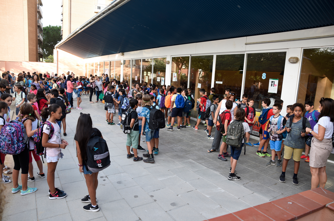 Entrada de l'escola Joan Maragall. FOTO: Arxiu
