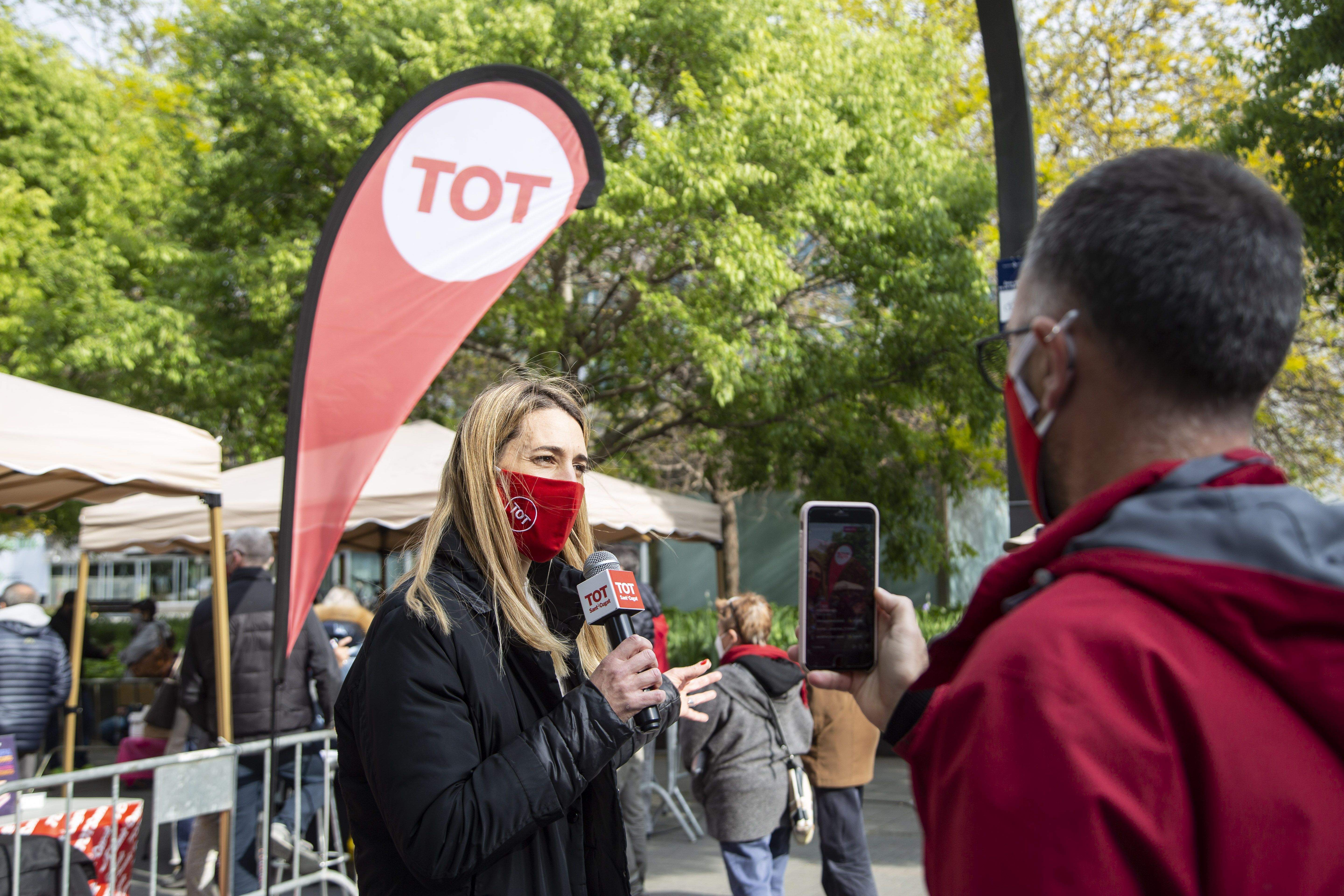 El TOT Sant Cugat ha organitzat la 8a Taula d'Escriptors. FOTO: Àngel Bravo