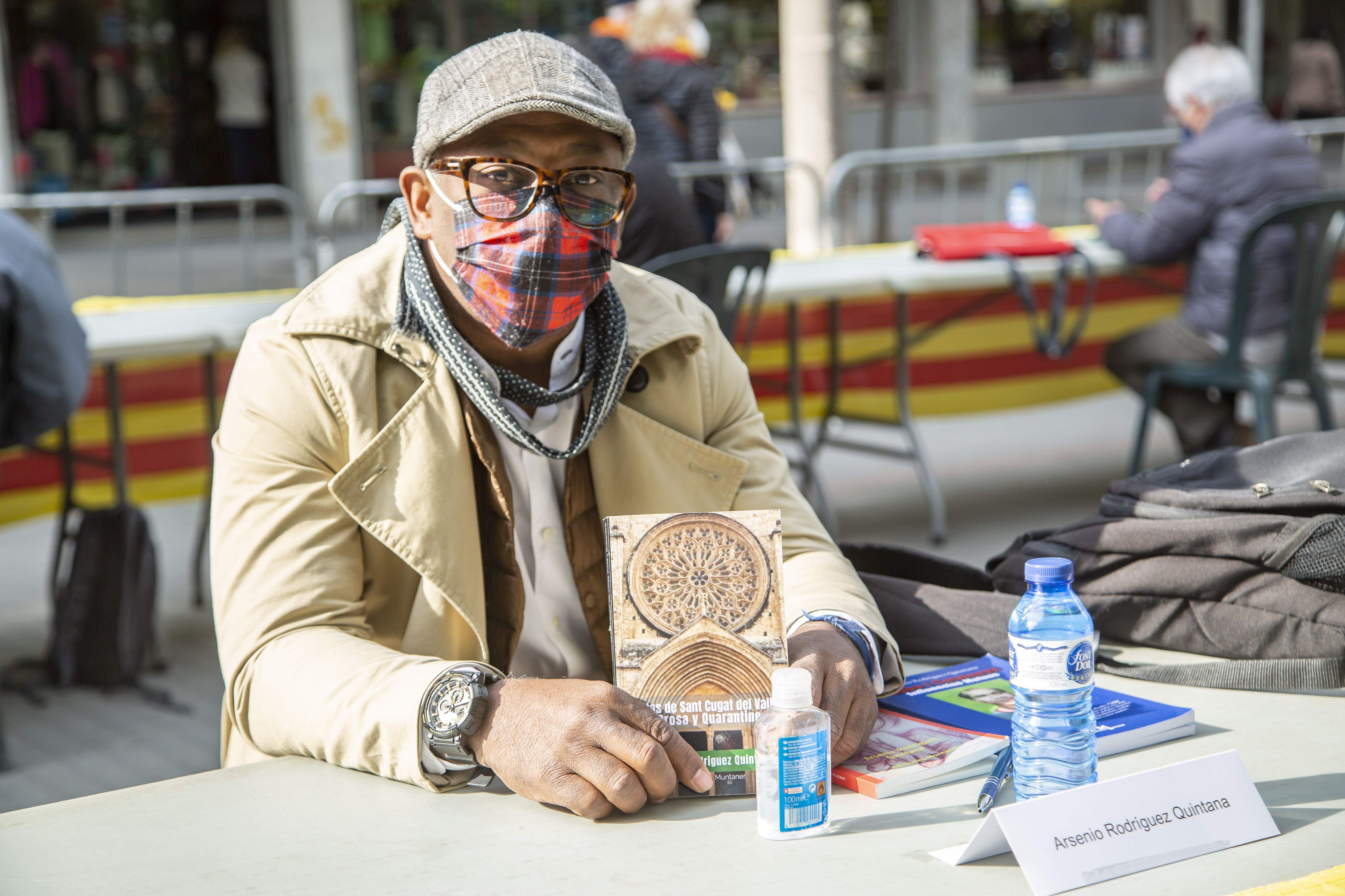 El TOT Sant Cugat ha organitzat la 8a Taula d'Escriptors. FOTO: Àngel Bravo