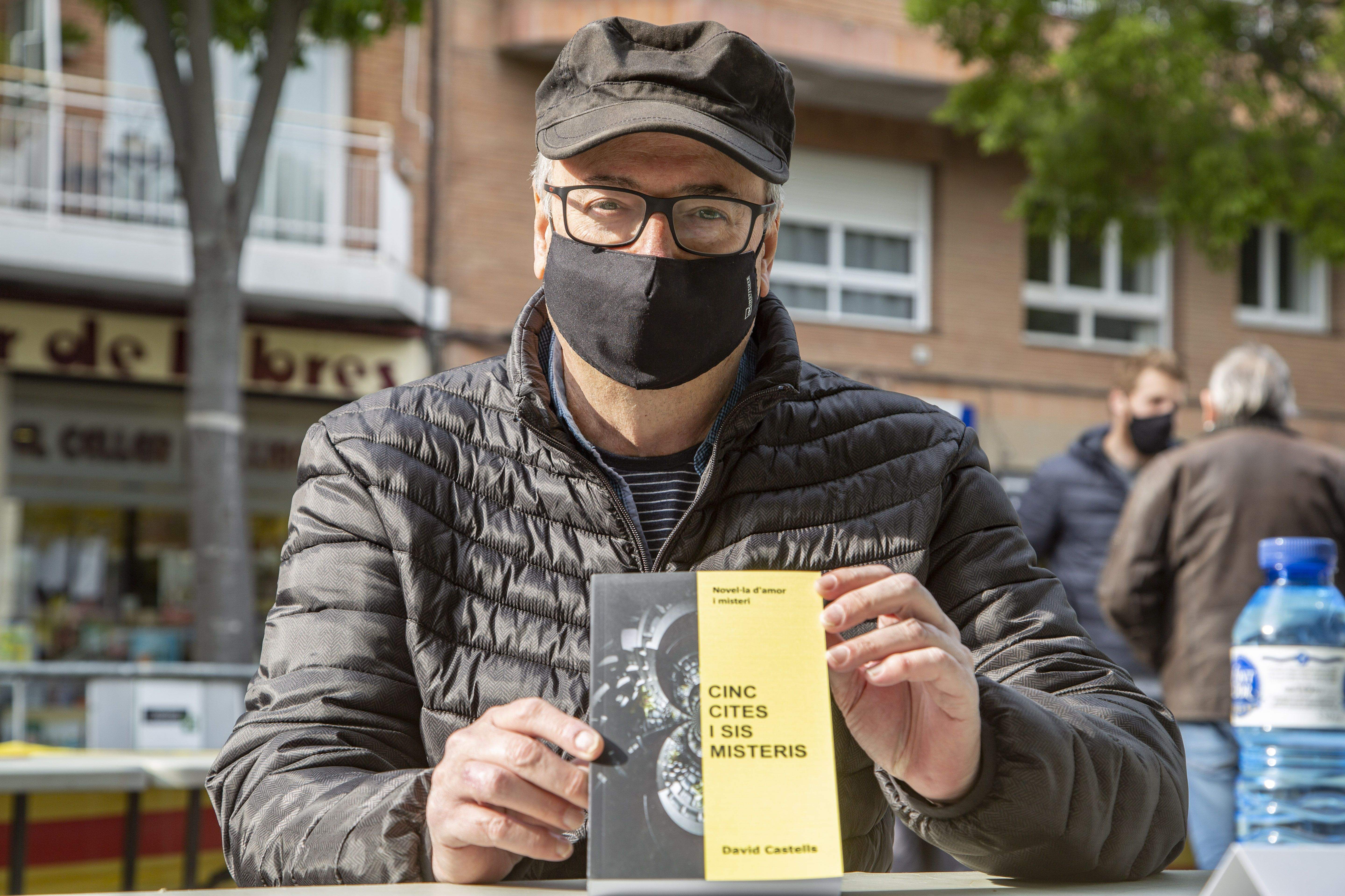 A la Taula d'Escriptors d'enguany han participat més de seixanta autors locals. FOTO: Àngel Bravo