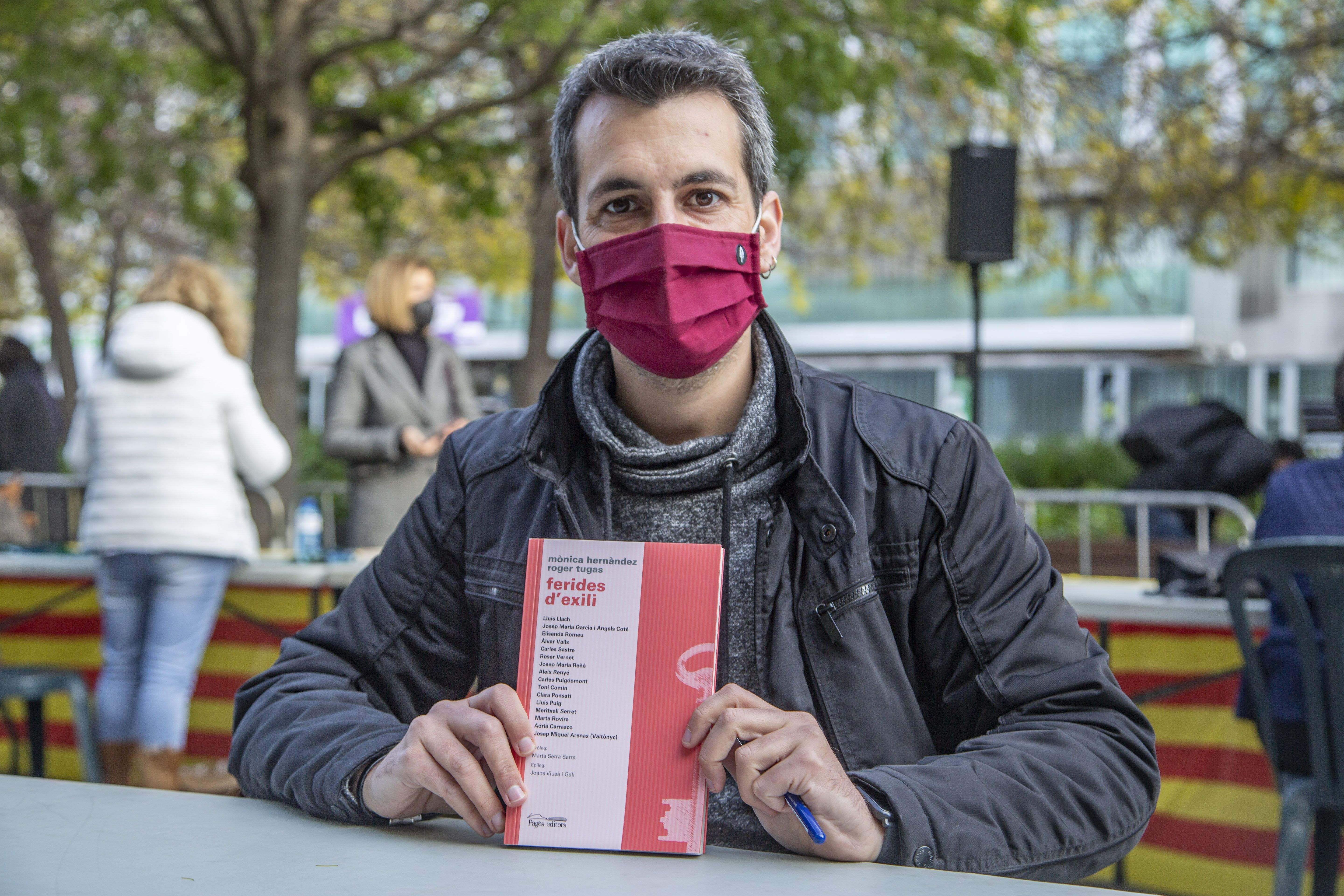 A la Taula d'Escriptors d'enguany han participat més de seixanta autors locals. FOTO: Àngel Bravo