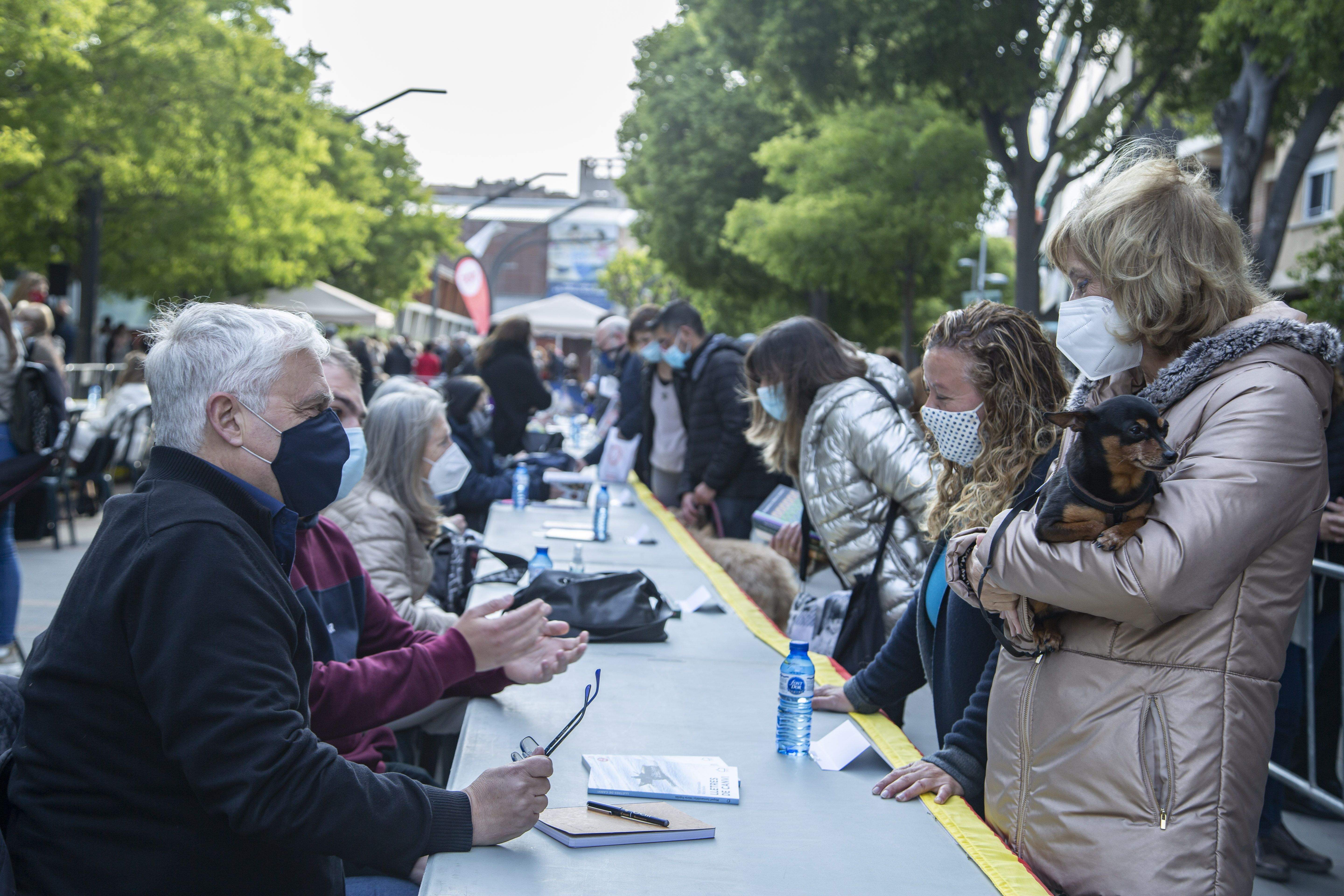 L'edició d'enguany de la Taula d'Escriptors ha estat la més nombrosa d'ençà de la seva creació. FOTO: Àngel Bravo