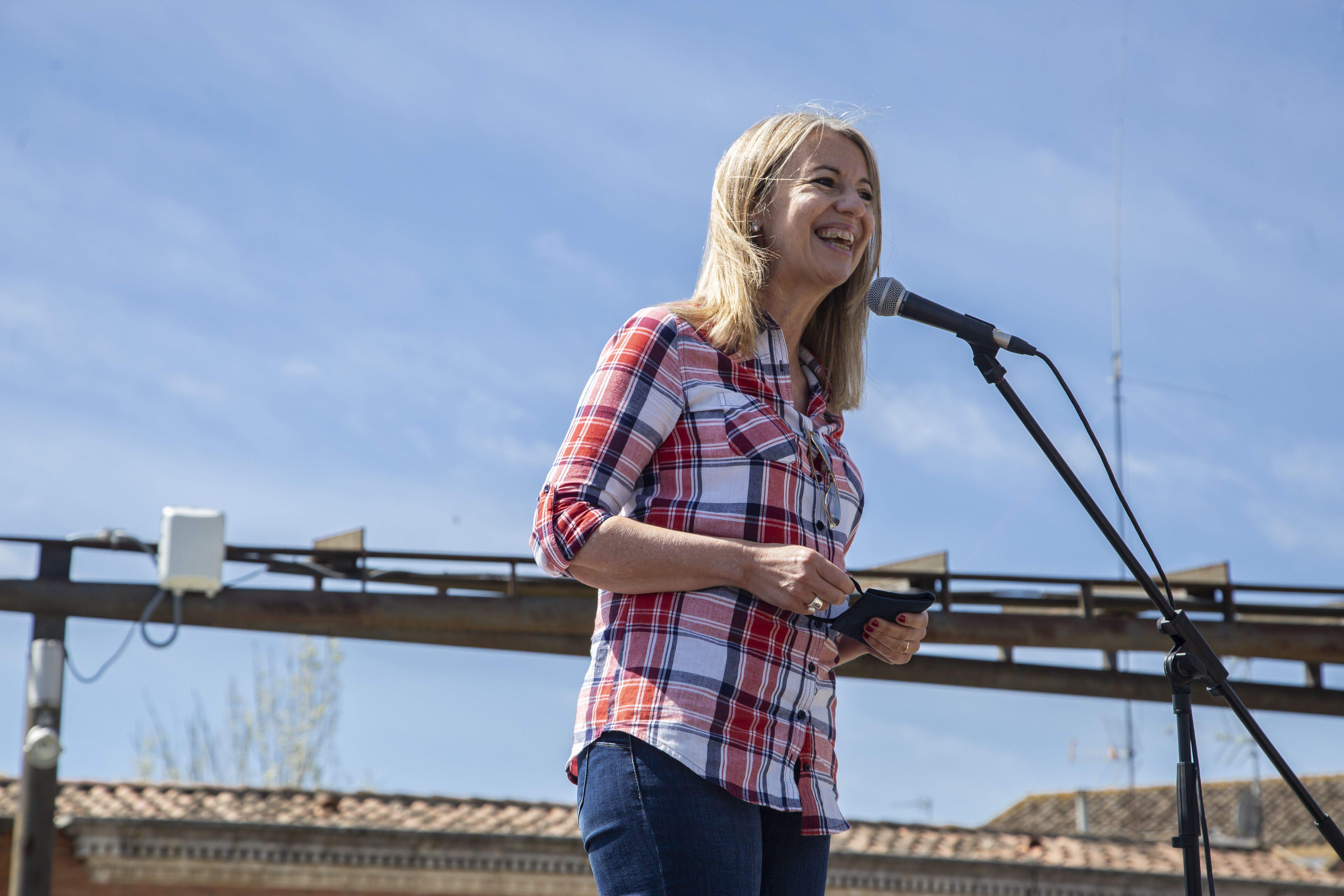 La cultura popular surt al carrer per Sant Jordi. FOTO: Àngel Bravo