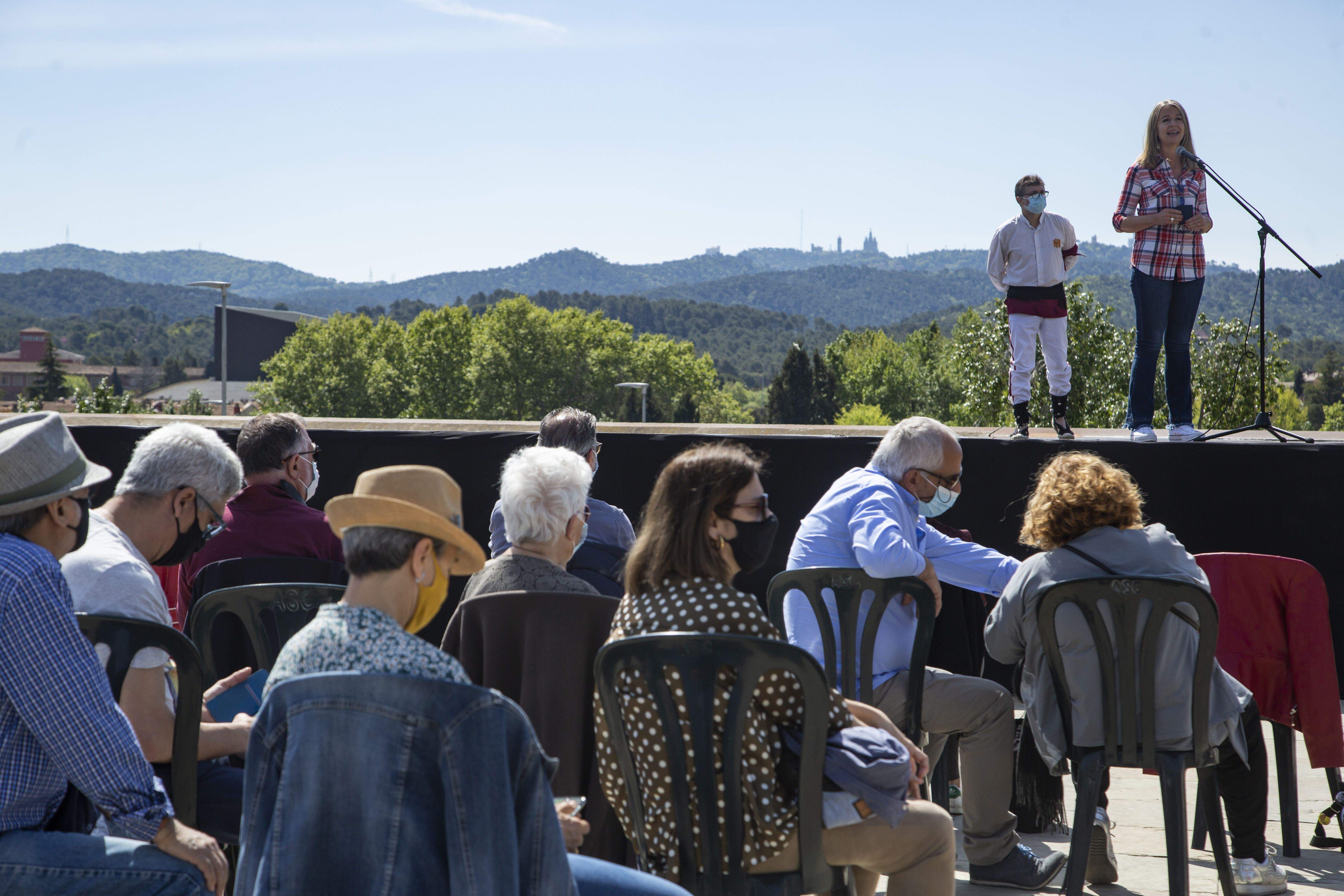 La cultura popular surt al carrer per Sant Jordi. FOTO: Àngel Bravo