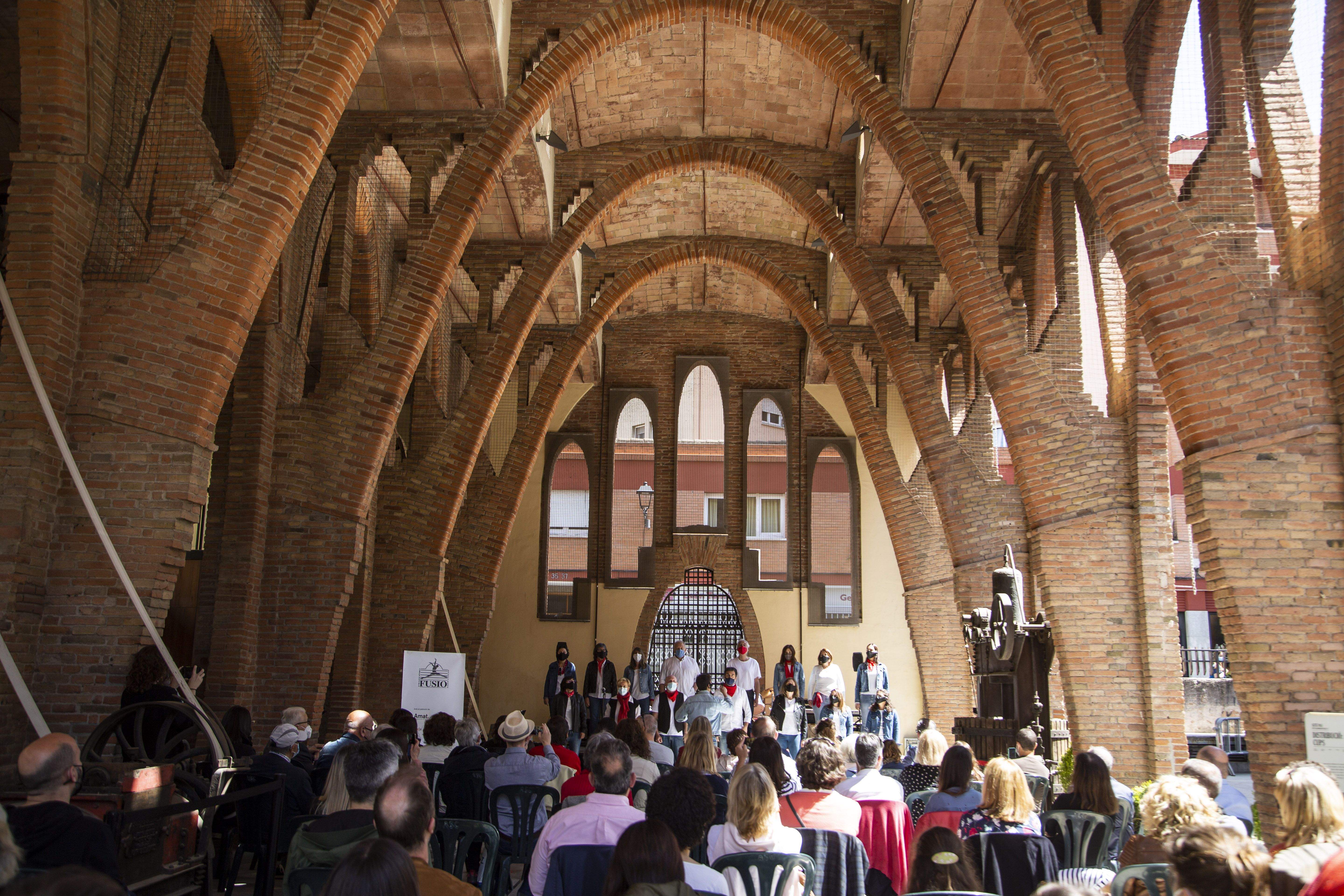 Concert de Sant Jordi amb swing de l'Orquestra Moderna Fusió. FOTO: Àngel Bravo