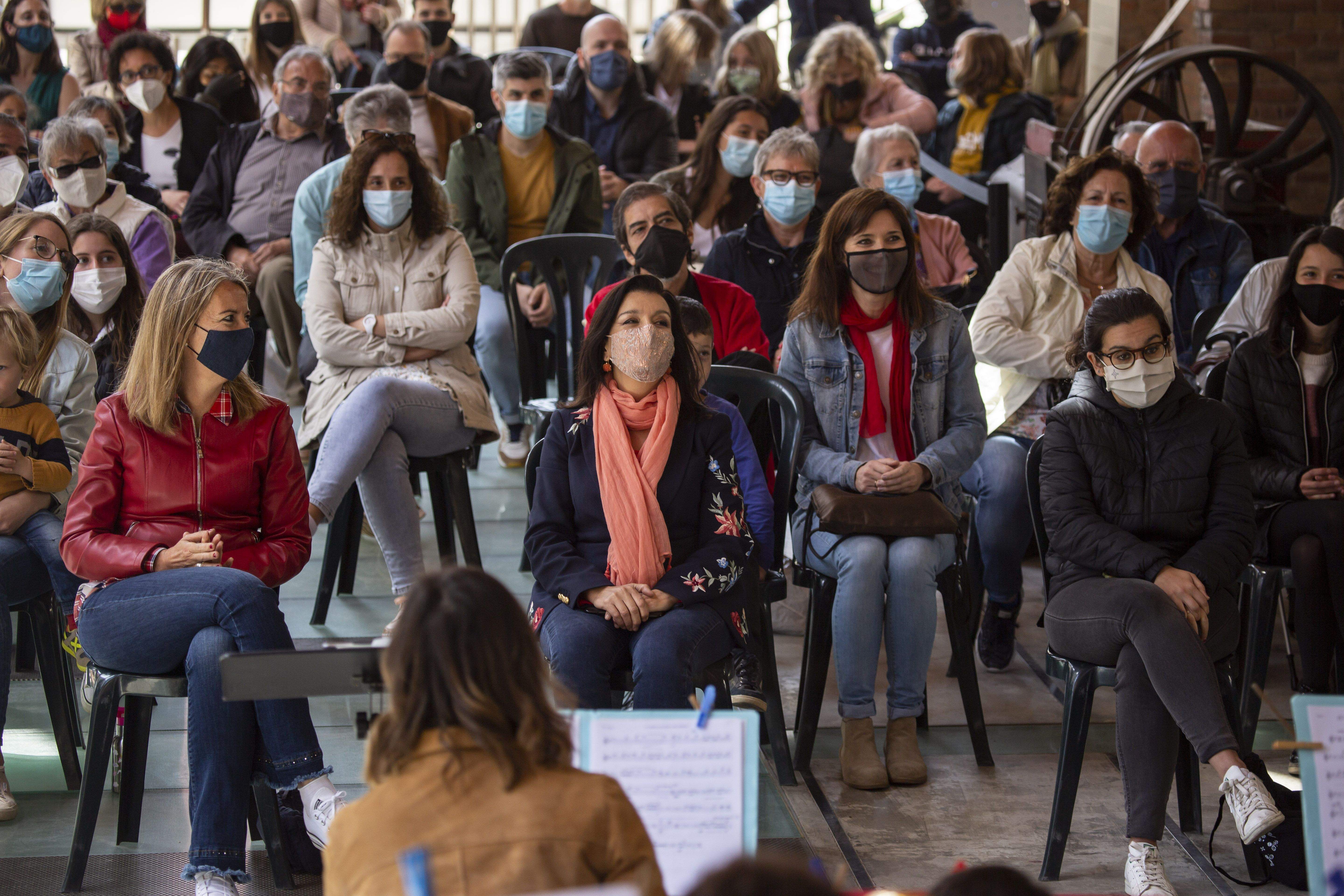 Concert de Sant Jordi amb swing de l'Orquestra Moderna Fusió. FOTO: Àngel Bravo