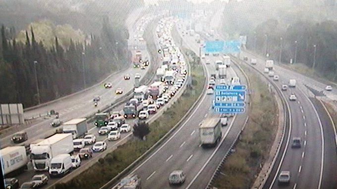 Imatge d'arxiu de retencions a l'AP-7 FOTO: Trànsit
