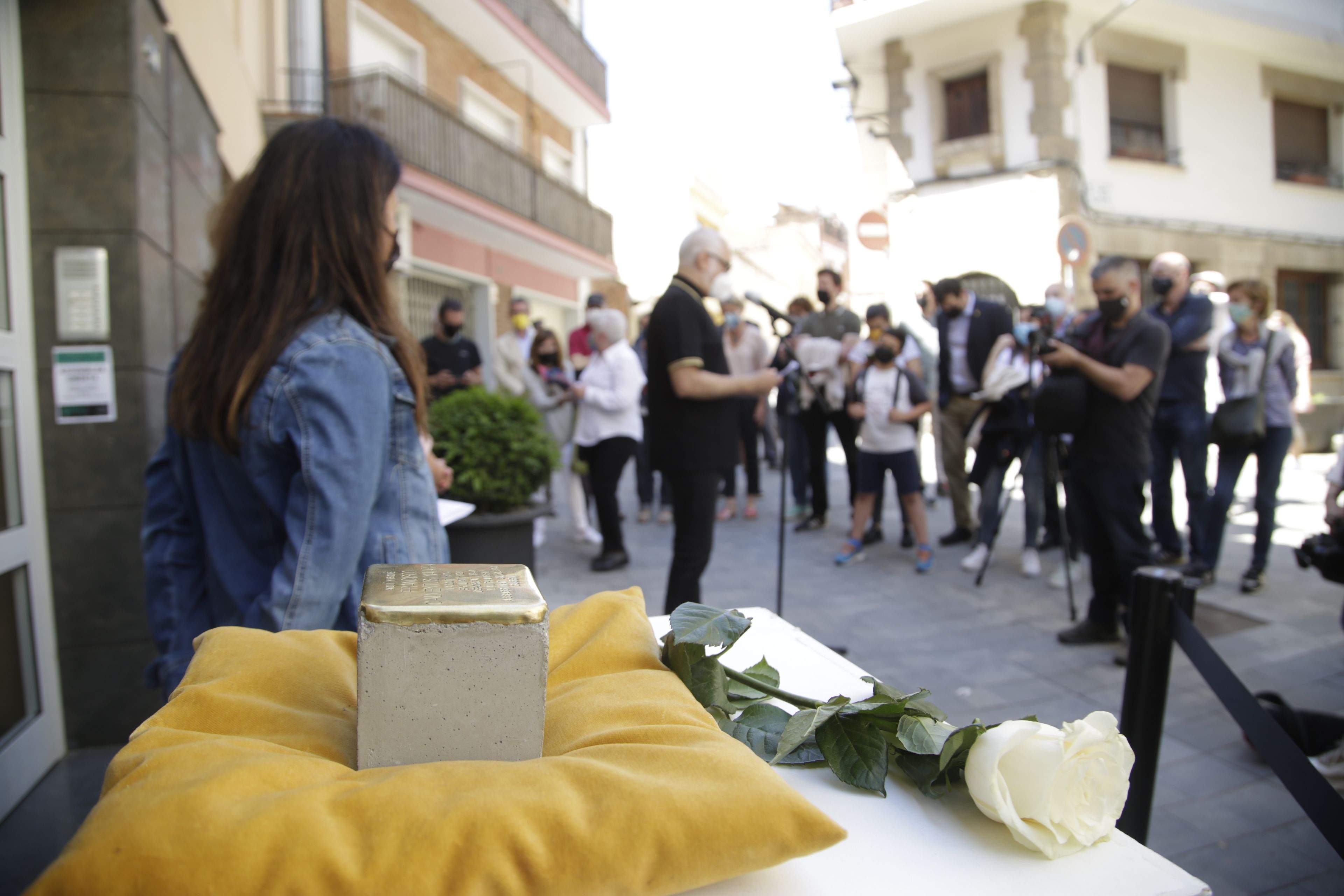 Sant Cugat ret homenatge als santcugatencs que van ser deportats a camps de concentració nazis. FOTO: Àngel Bravo