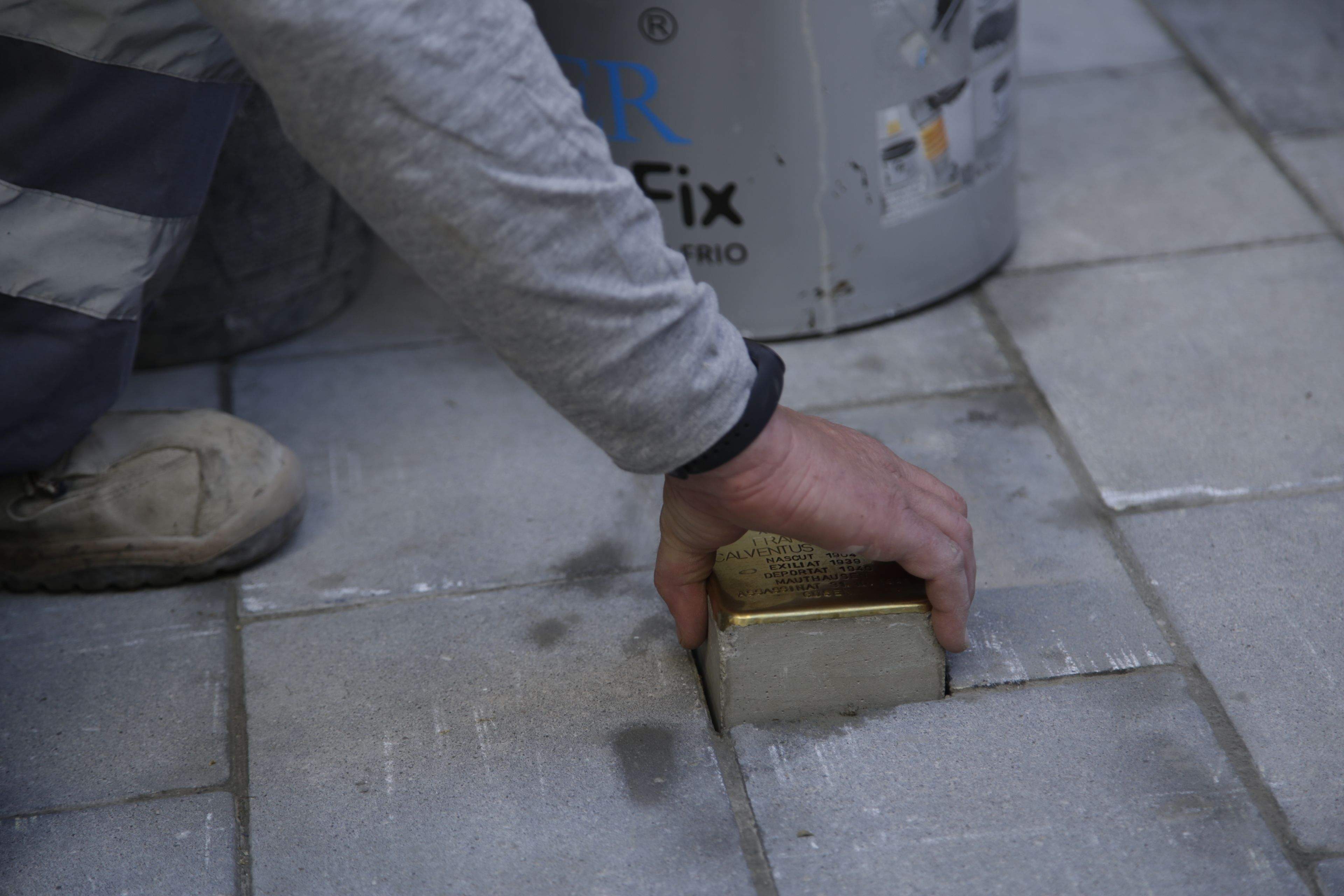 Sant Cugat ret homenatge als santcugatencs que van ser deportats a camps de concentració nazis. FOTO: Àngel Bravo