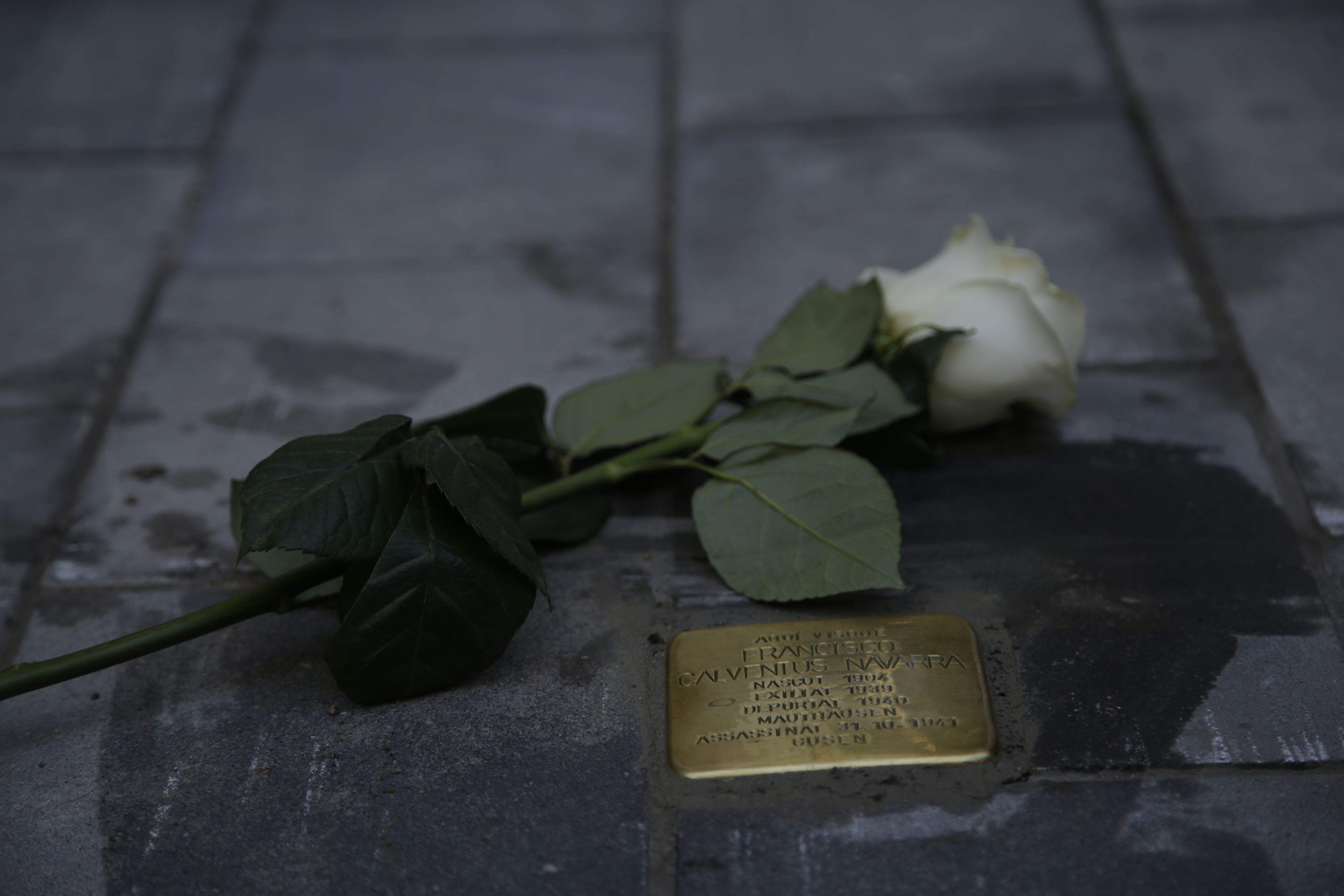 Sant Cugat ret homenatge als santcugatencs que van ser deportats a camps de concentració nazis. FOTO: Àngel Bravo