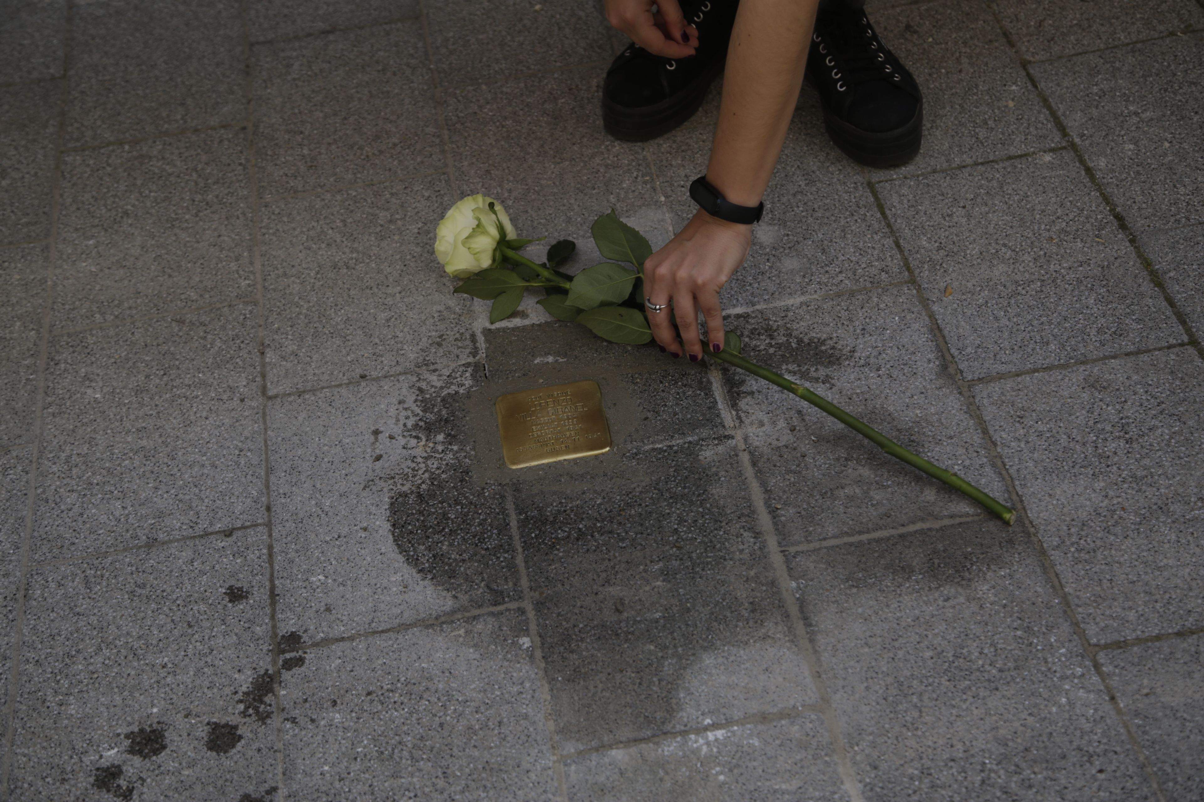 Sant Cugat ret homenatge als santcugatencs que van ser deportats a camps de concentració nazis. FOTO: Àngel Bravo
