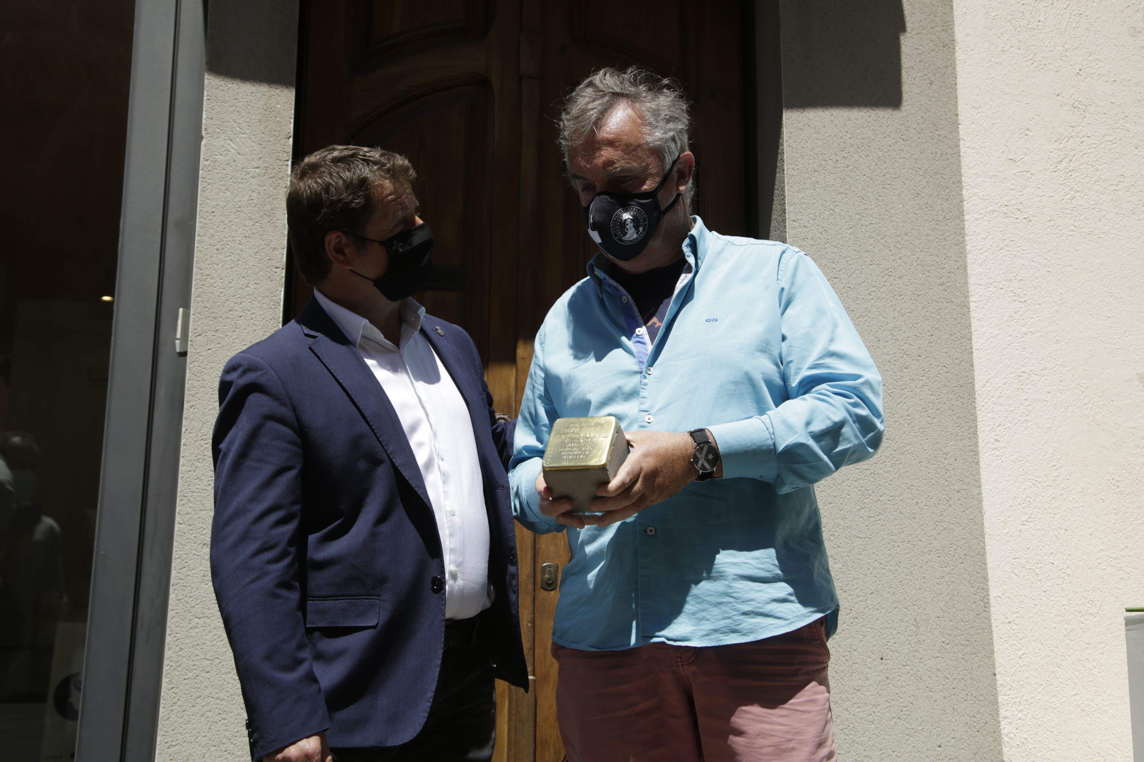 Sant Cugat ret homenatge als santcugatencs que van ser deportats a camps de concentració nazis. FOTO: Àngel Bravo