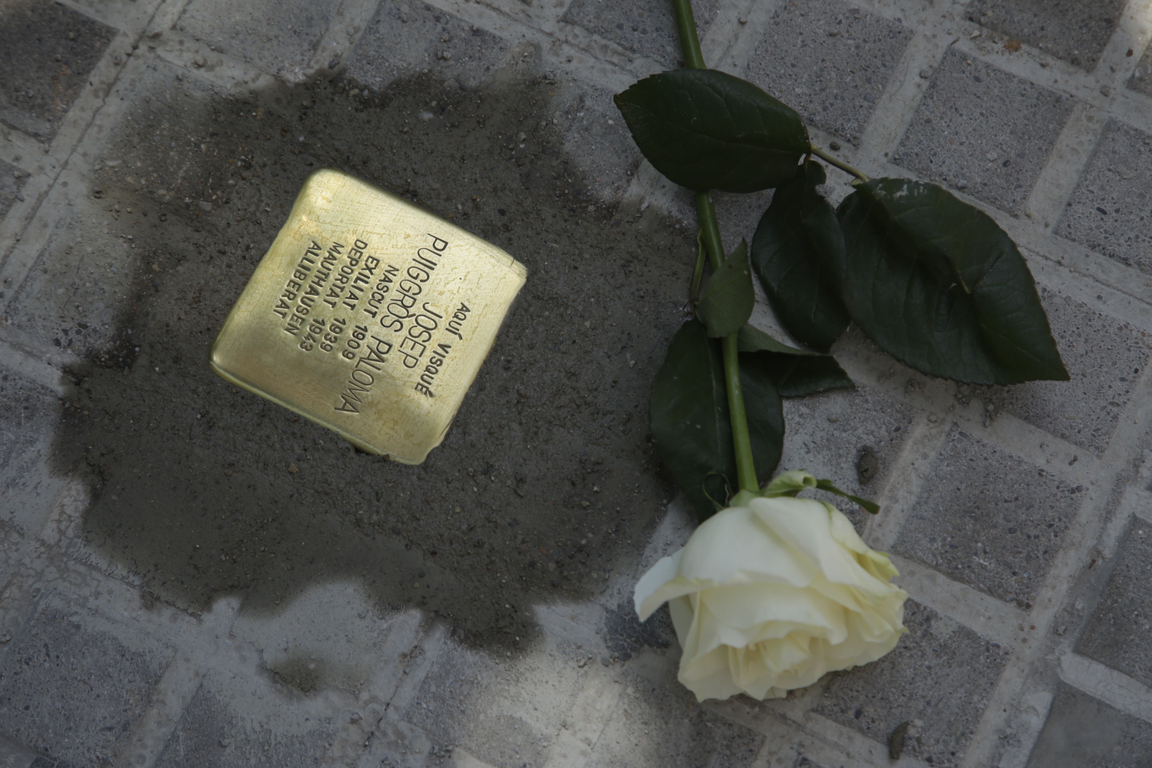 Sant Cugat ret homenatge als santcugatencs que van ser deportats a camps de concentració nazis. FOTO: Àngel Bravo
