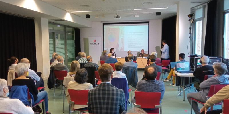 La primera de les jornades 'Fem país', d'Òmnium Sant Cugat. FOTO: Ferran Mitjà