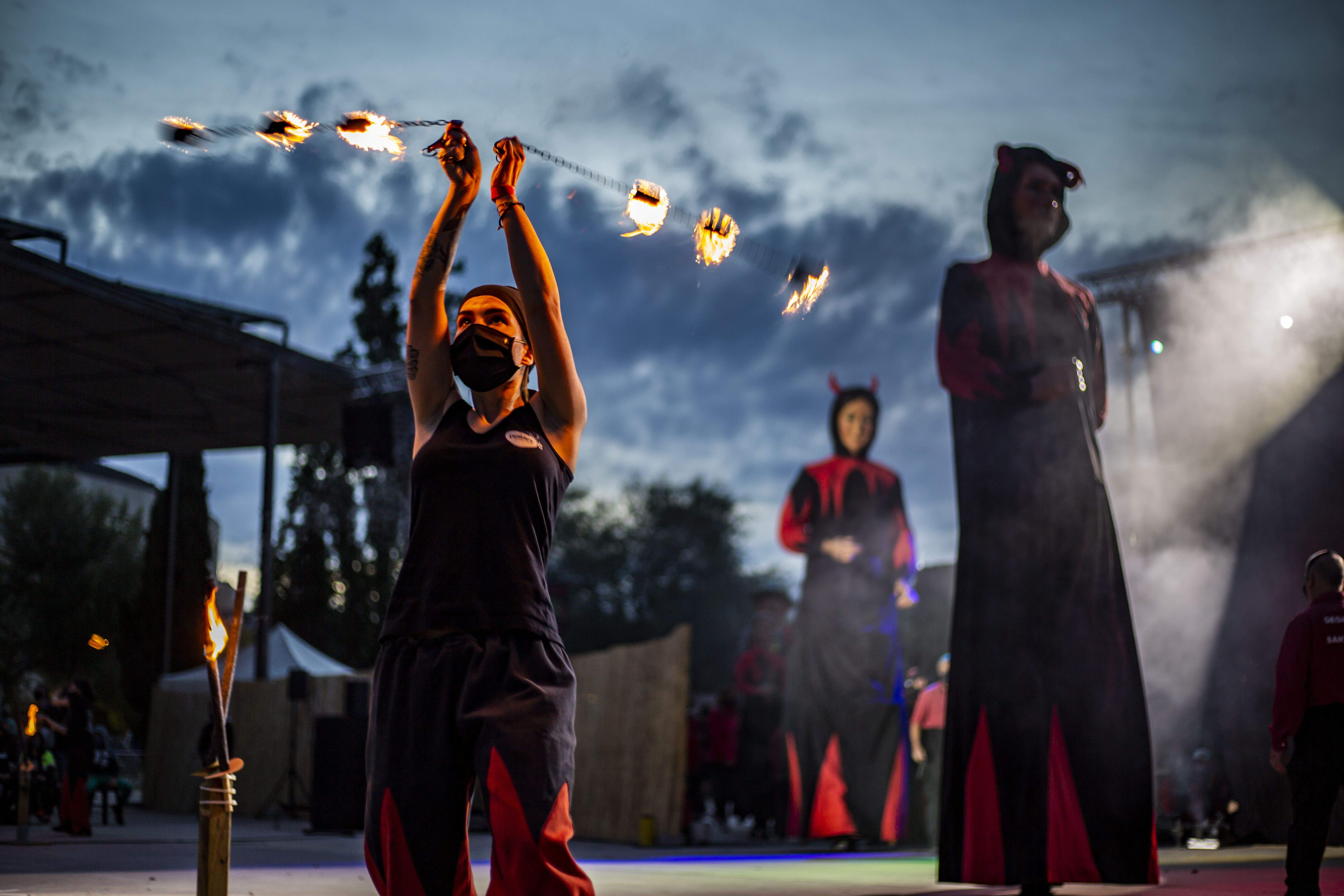 Els Diables han sortit al carrer amb la Trobada de Bèsties. FOTO: Àngel Bravo