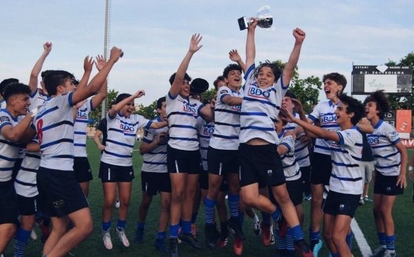 El Club de Rugby Sant Cugat es proclama campió del Campionat de Catalunya. FOTO: Roger Menes.
