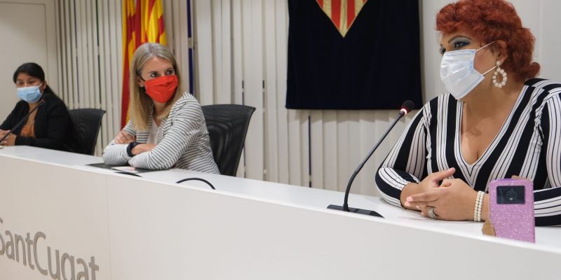 Rebuda a Susana de la Cruz i Regina Zoe en Ciutats Defensores dels Drets Humans. FOTO: Lali Puig