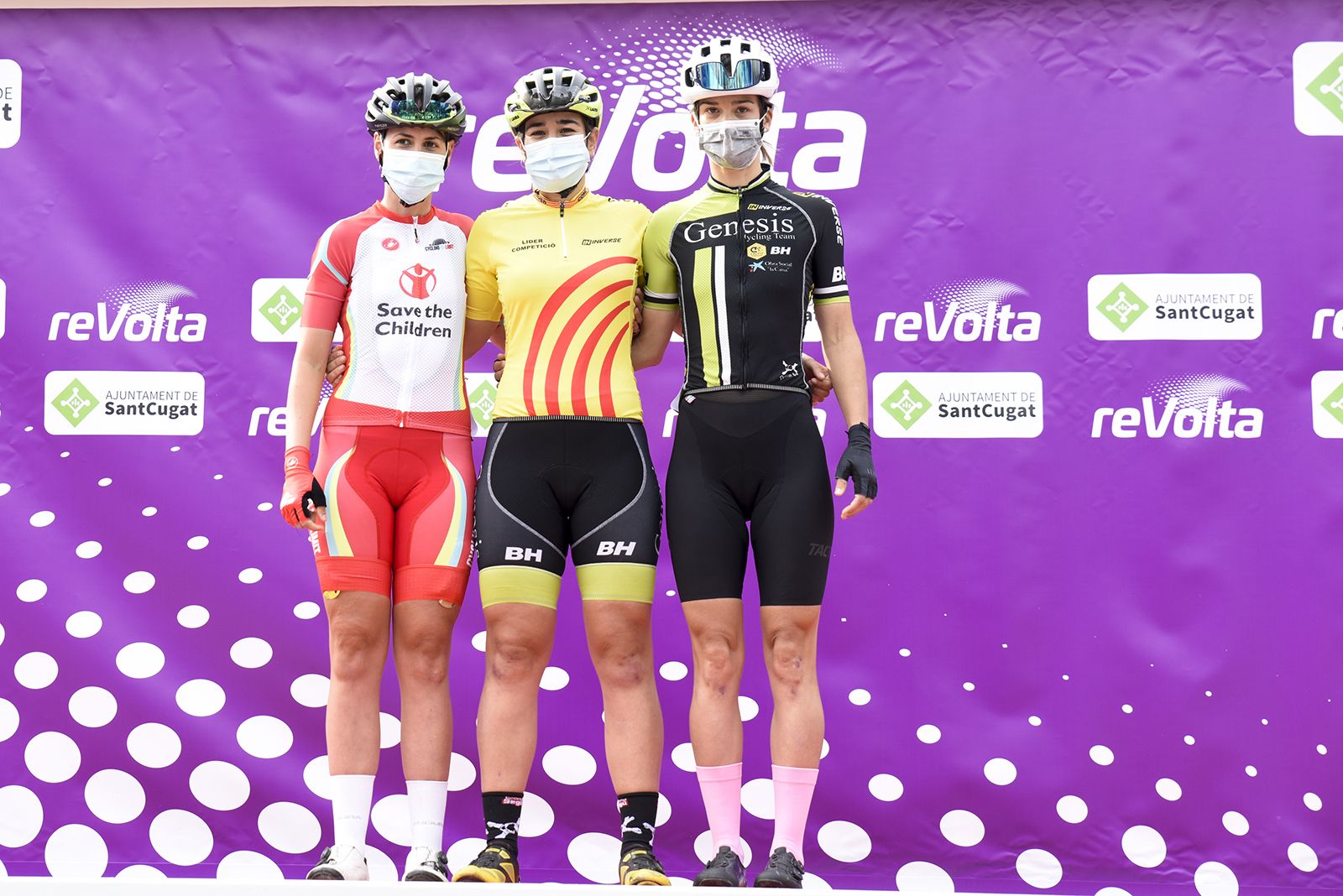 Sortida de la reVolta. Foto: Bernat Millet.