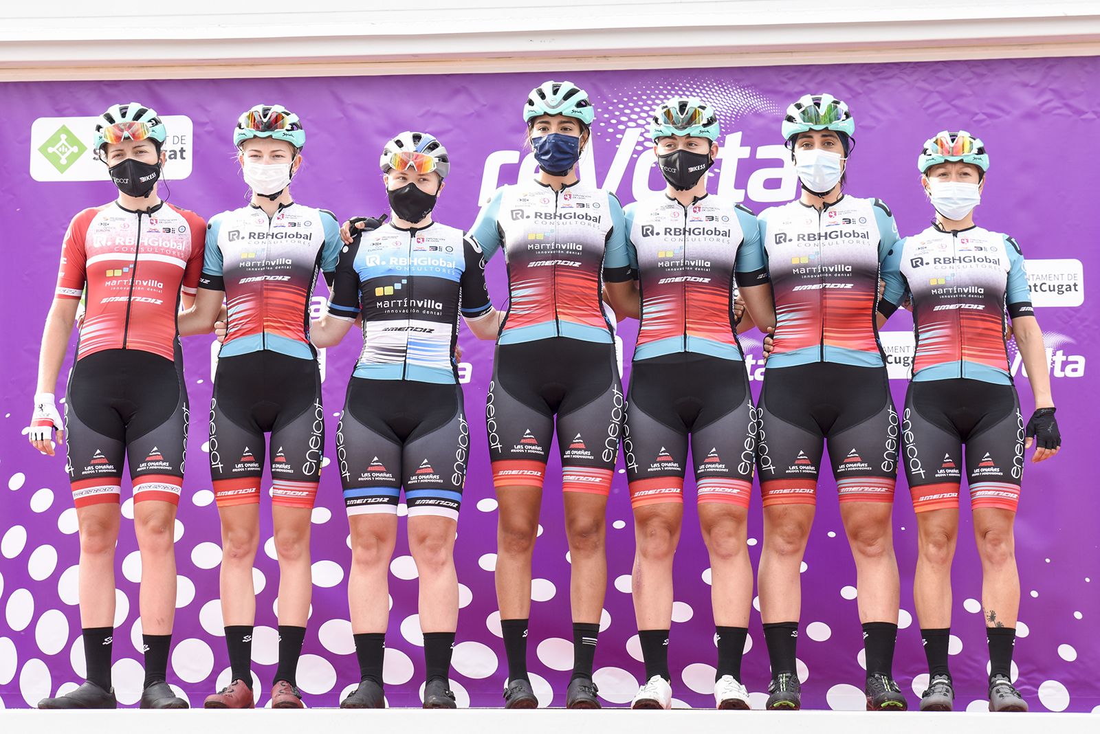 Sortida de la reVolta. Foto: Bernat Millet.