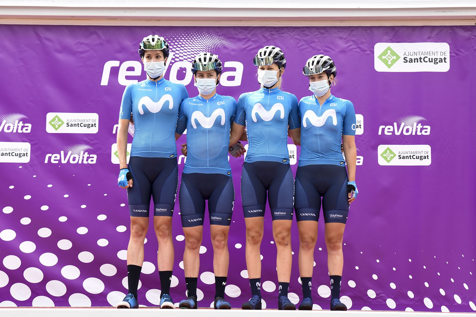 Sortida de la reVolta. Foto: Bernat Millet.