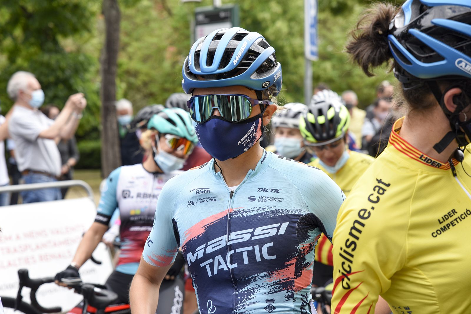 Sortida de la reVolta. Foto: Bernat Millet.