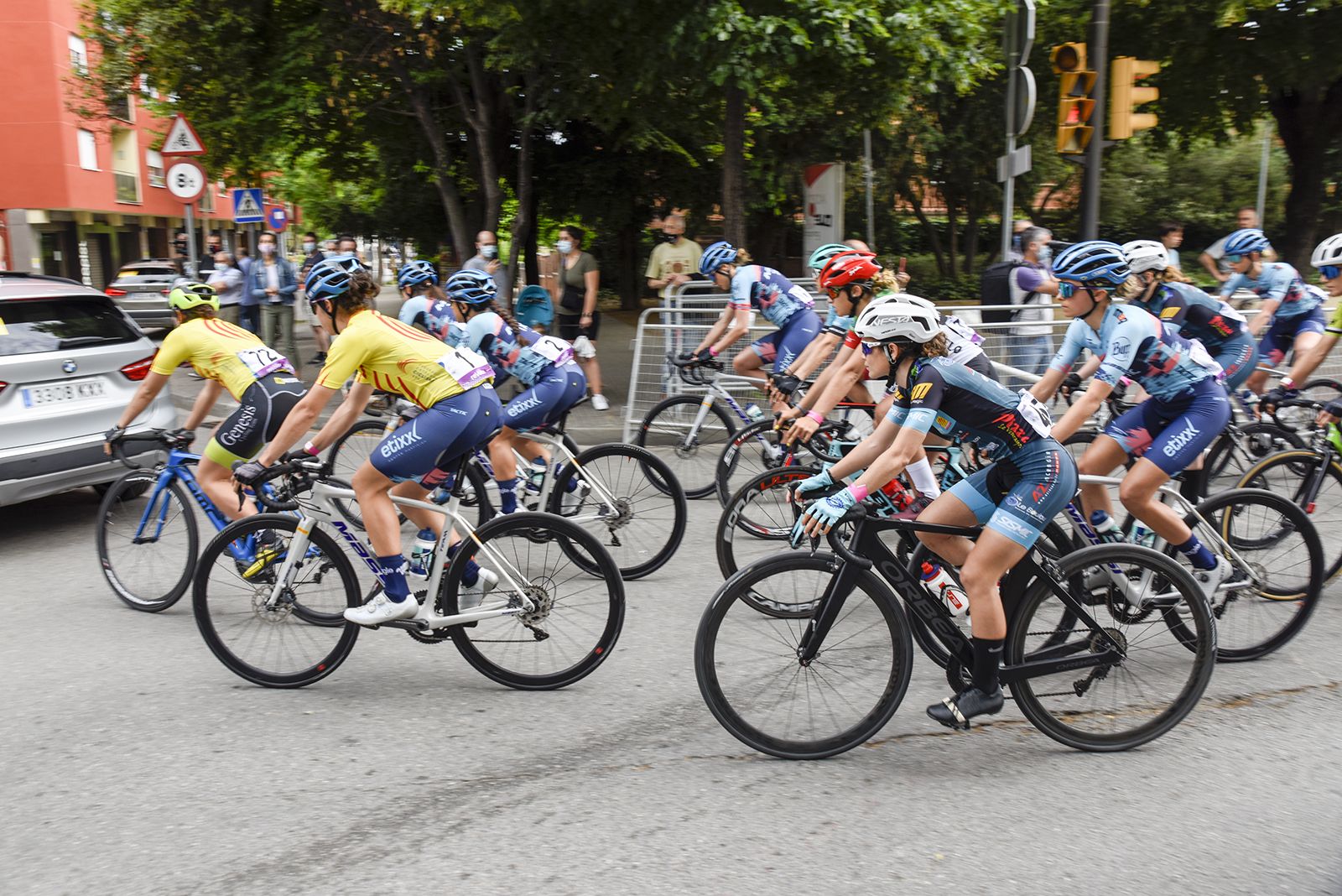Sortida de la reVolta. Foto: Bernat Millet.