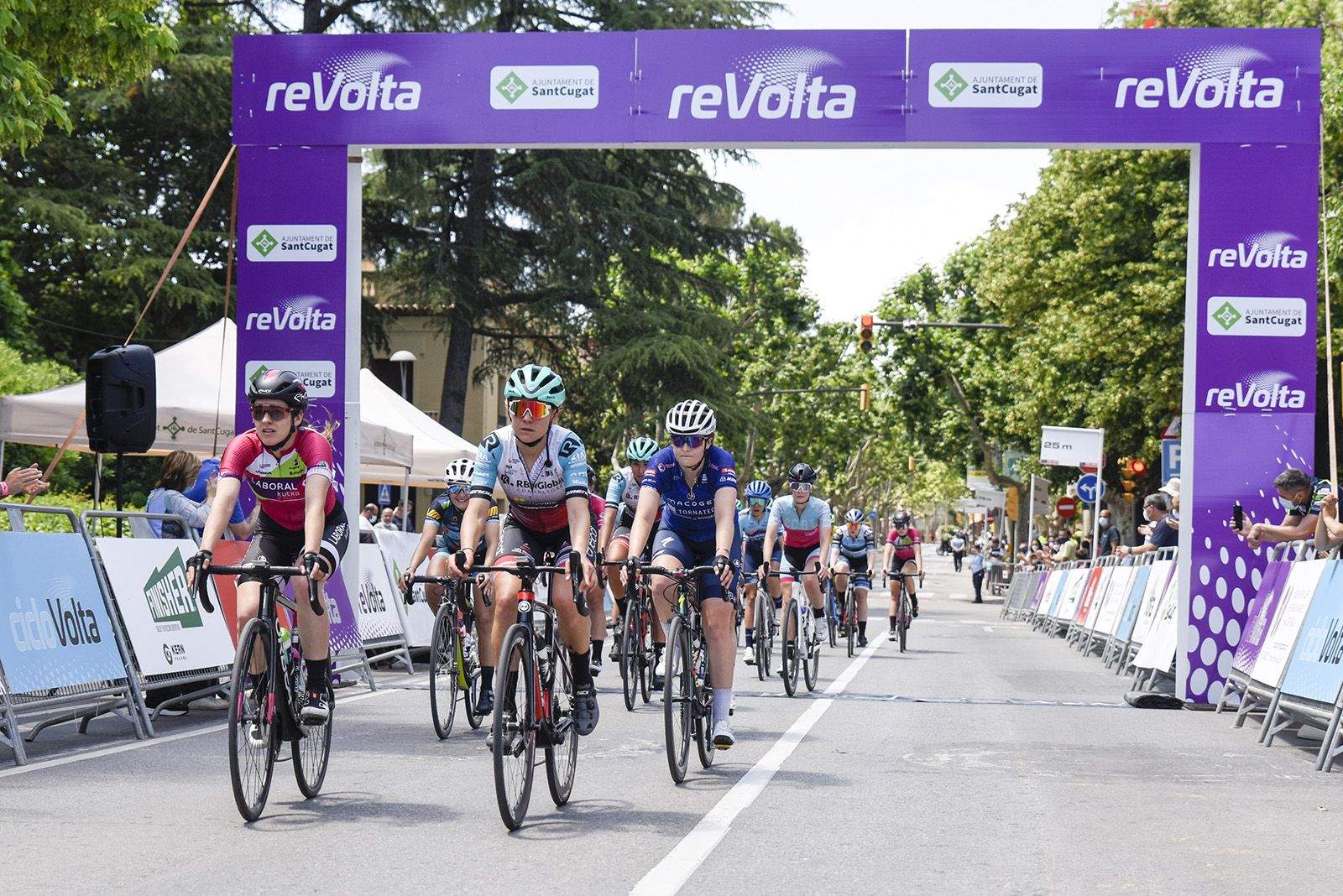 Meta de la reVolta. Foto: Bernat Millet.
