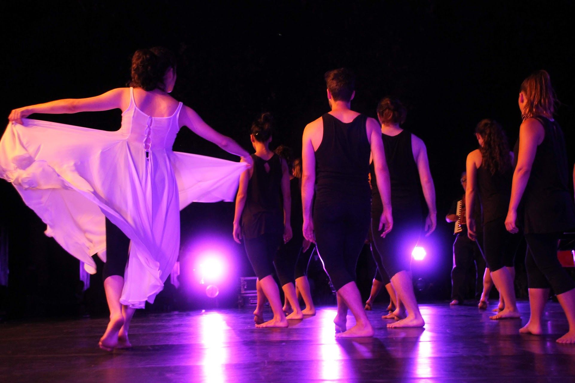 Espectacle de l'Esbart Sant Cugat en la Festa Major del 2019. FOTO: Paula Galván