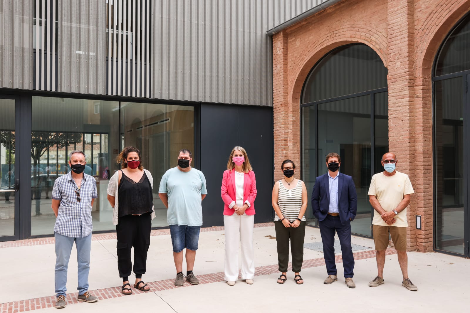 Foto de família de la presentació de l'acord d'iniciar la dissolució del Consorci de la Unió. FOTO: Lali Puig
