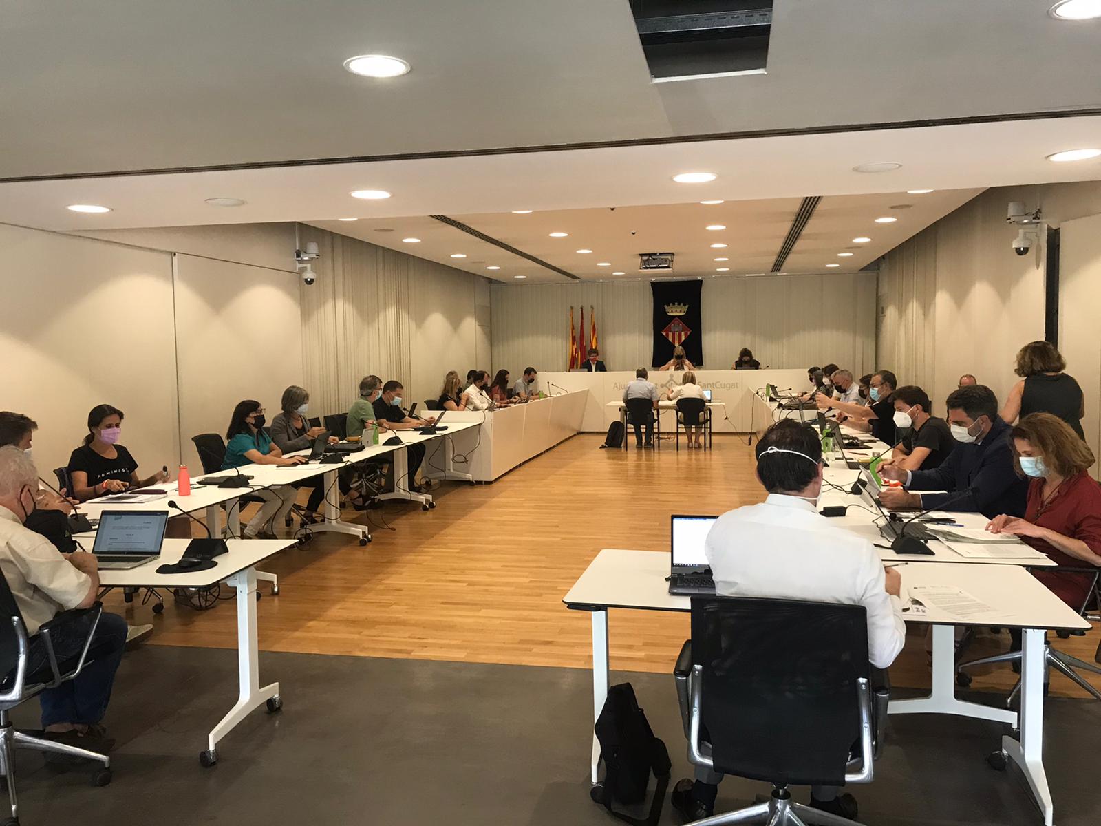 Ple municipal del mes de juny a Sant Cugat. FOTO: Ferran Mitjà
