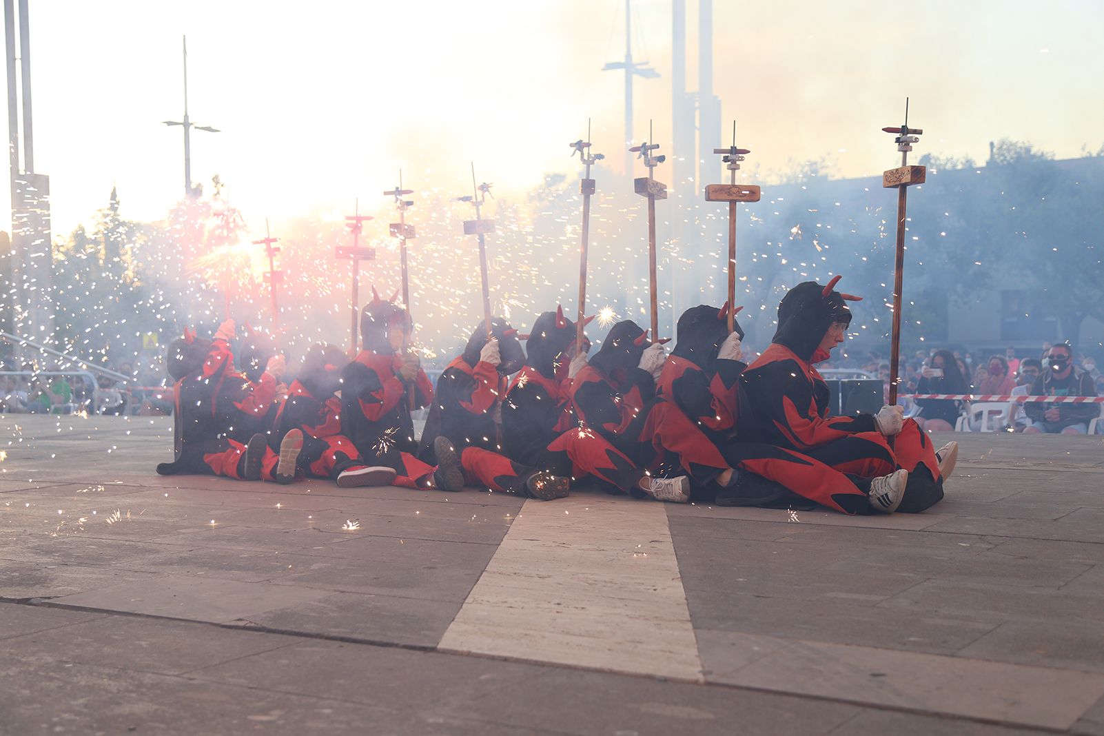 Esclat de foc Infantil "Foc al virus". Foto: Anna Bassa